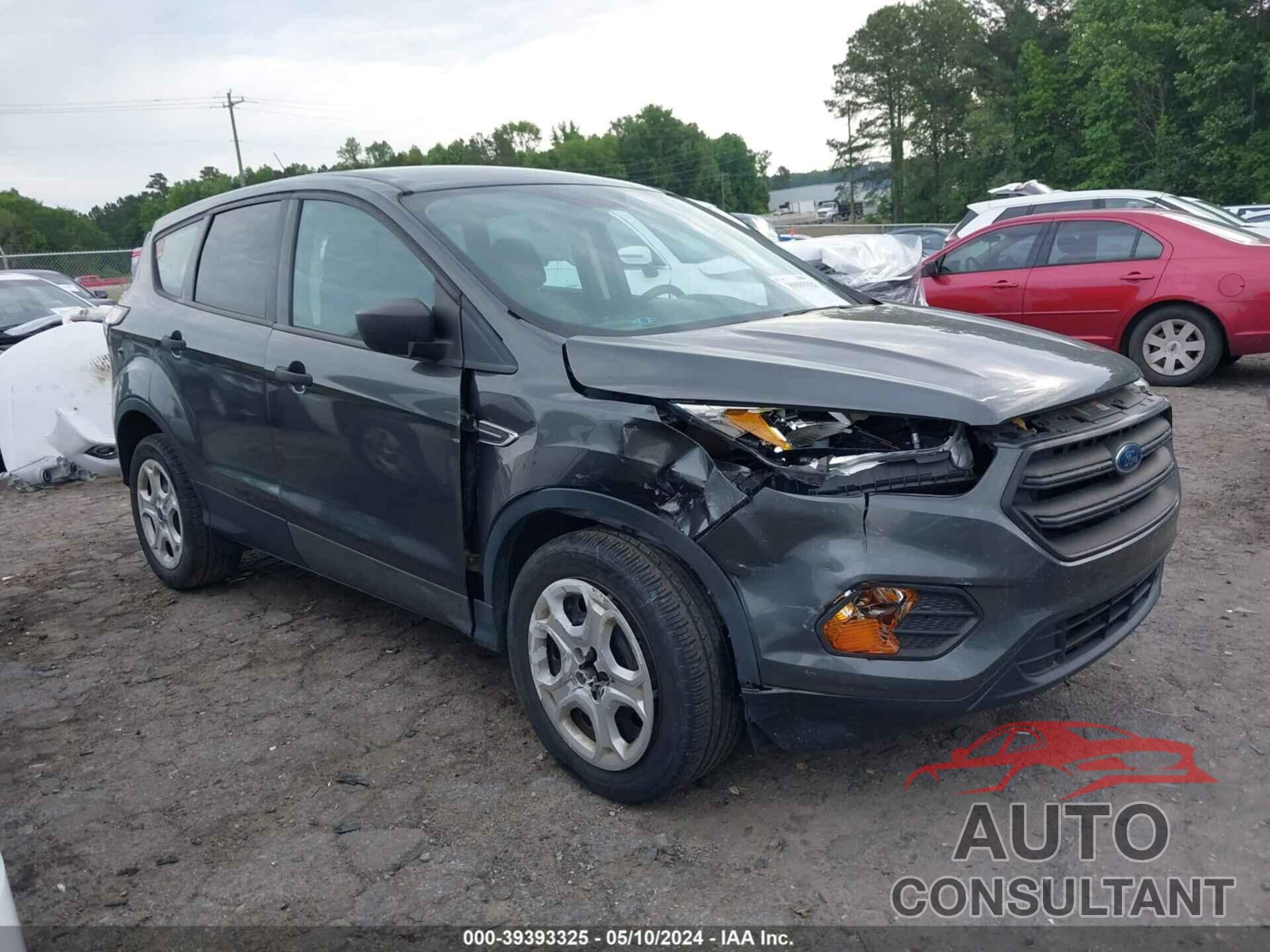 FORD ESCAPE 2017 - 1FMCU0F73HUA75328