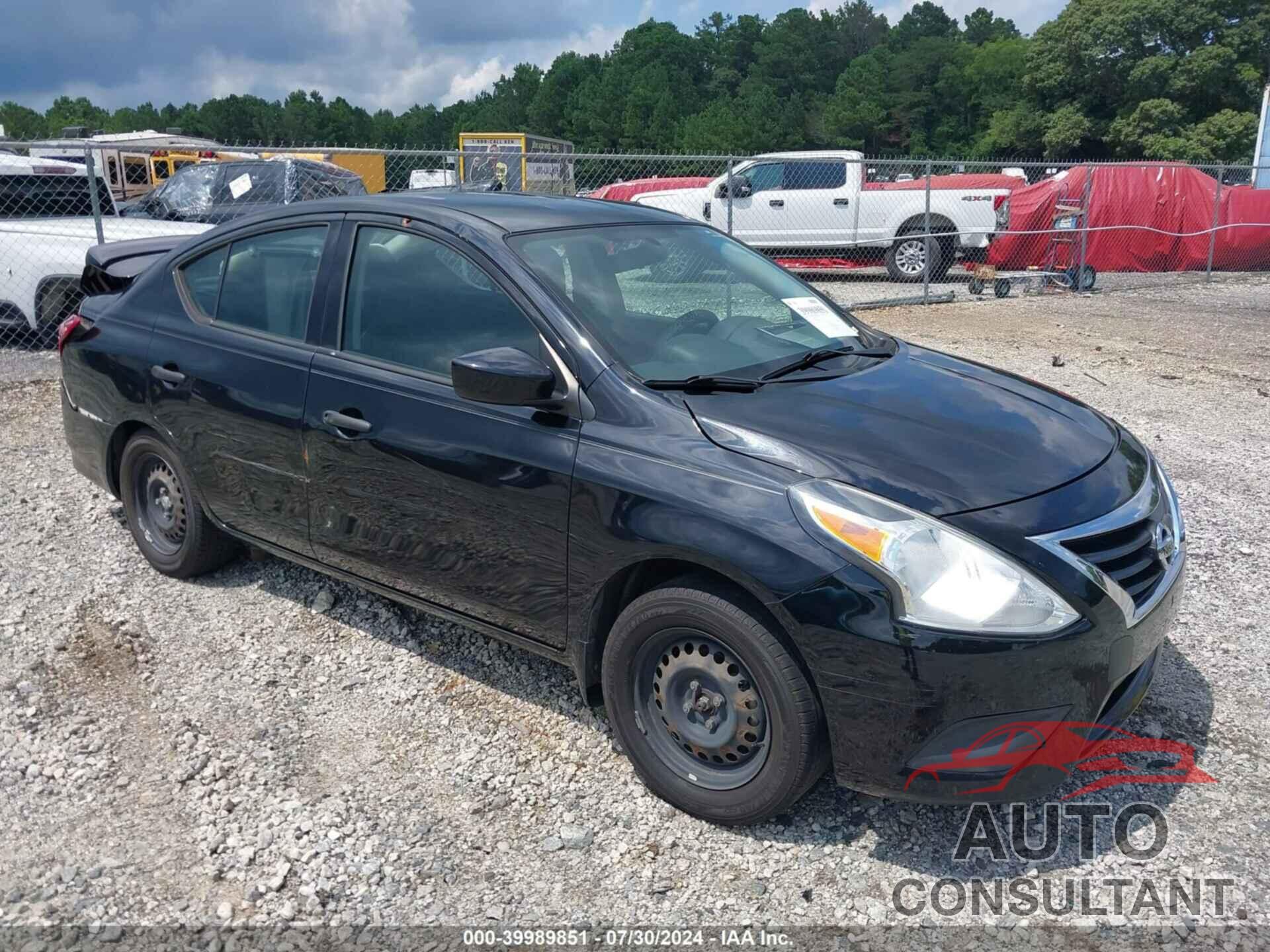 NISSAN VERSA 2017 - 3N1CN7AP4HL820876