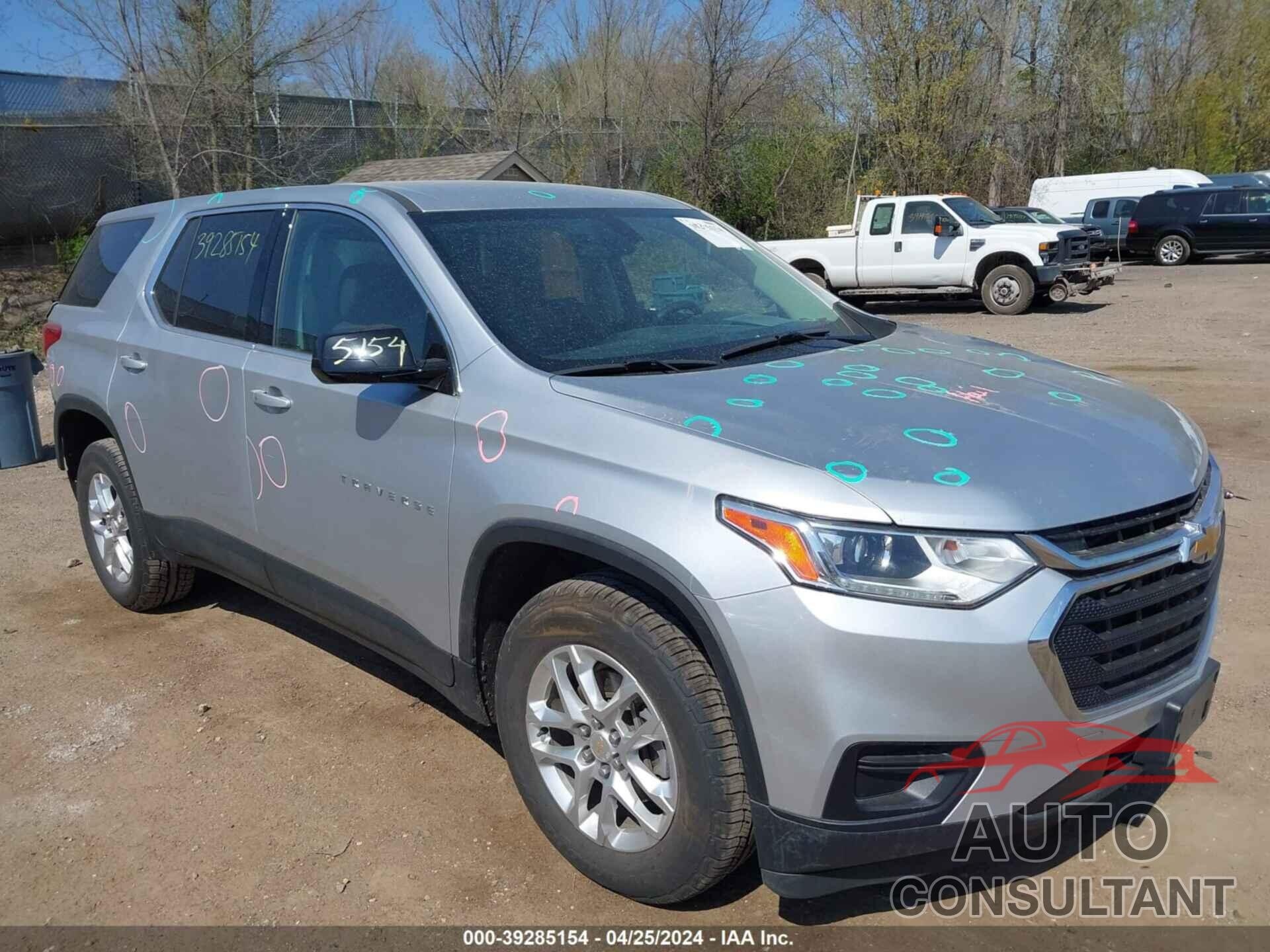 CHEVROLET TRAVERSE 2018 - 1GNERFKW4JJ261277