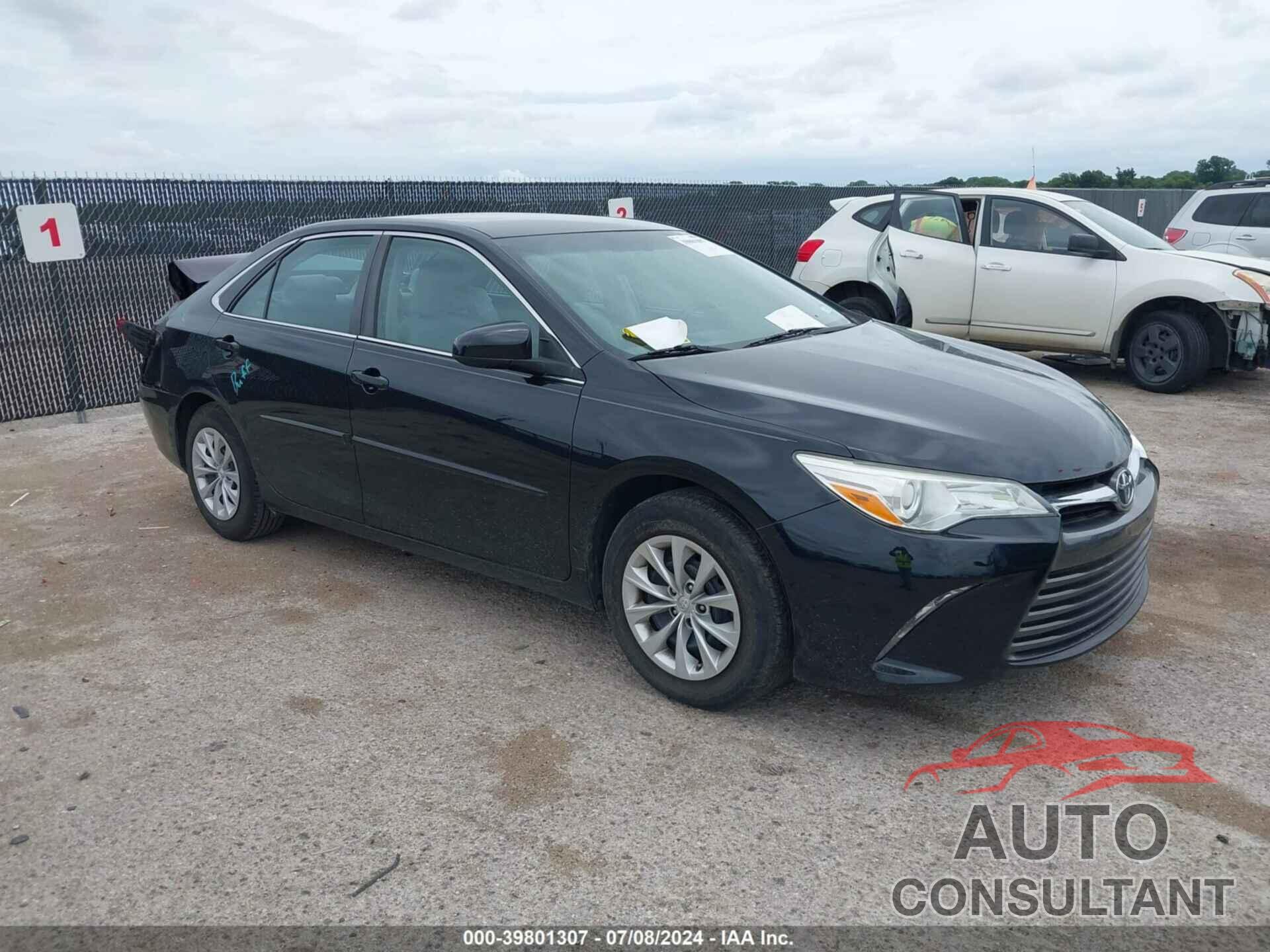 TOYOTA CAMRY 2016 - 4T4BF1FK3GR525922