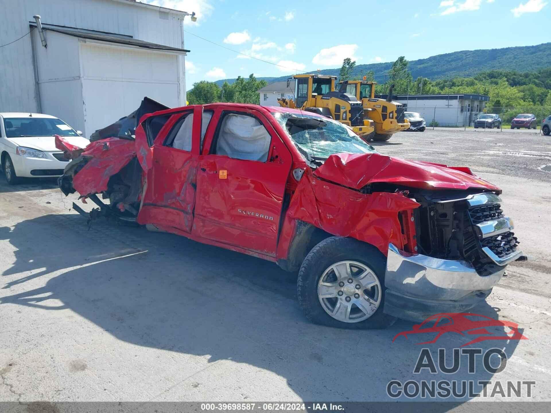 CHEVROLET SILVERADO 1500 2018 - 1GCVKREC6JZ164566