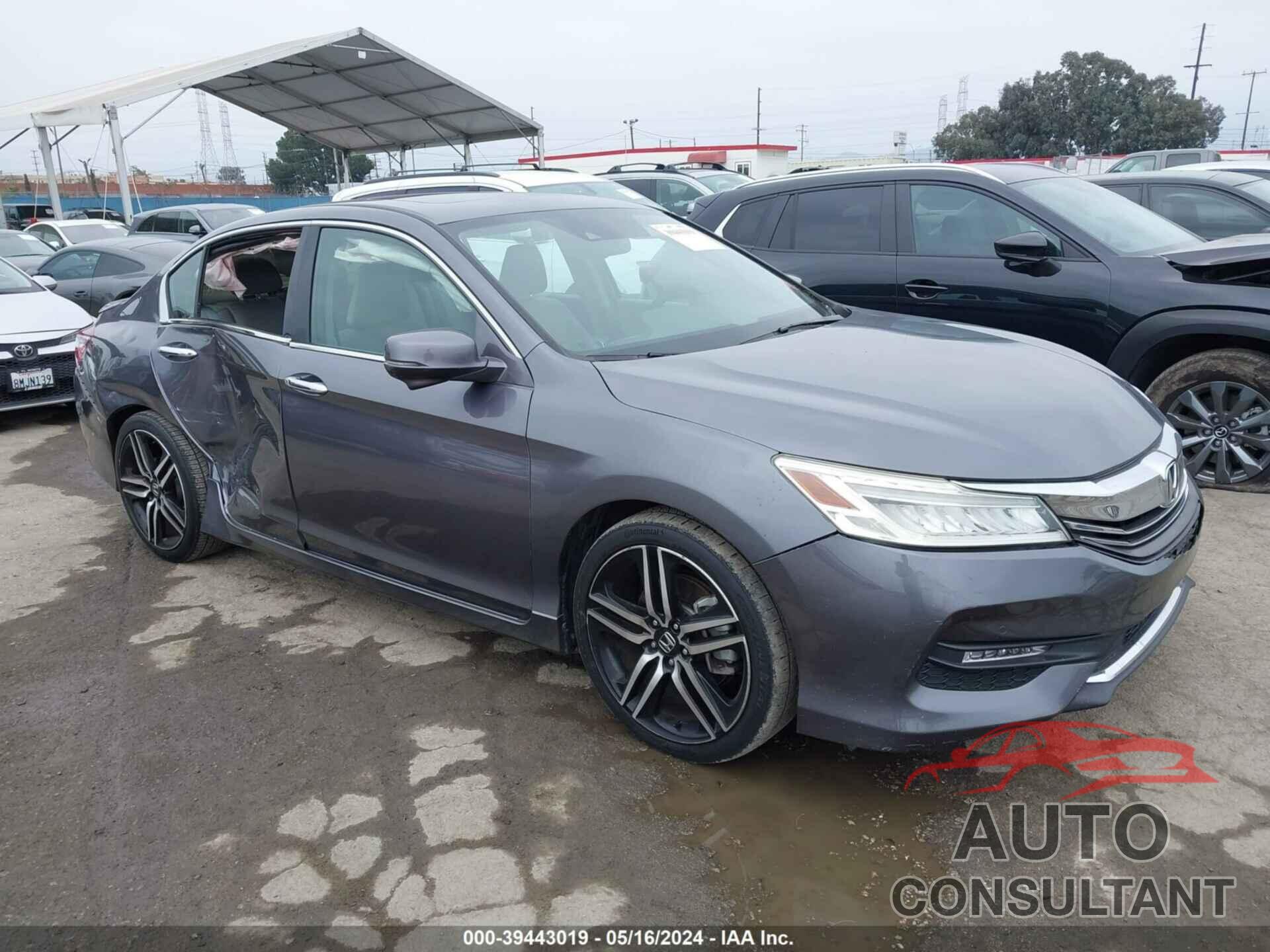 HONDA ACCORD 2017 - 1HGCR3F90HA034800