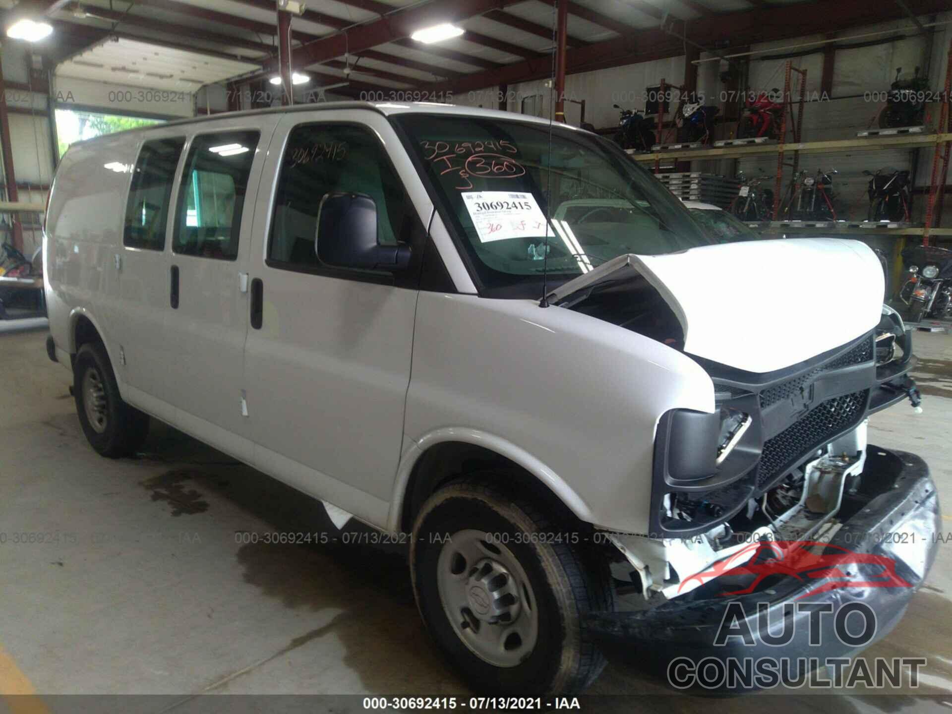 CHEVROLET EXPRESS CARGO VAN 2016 - 1GCWGAFF6G1233585