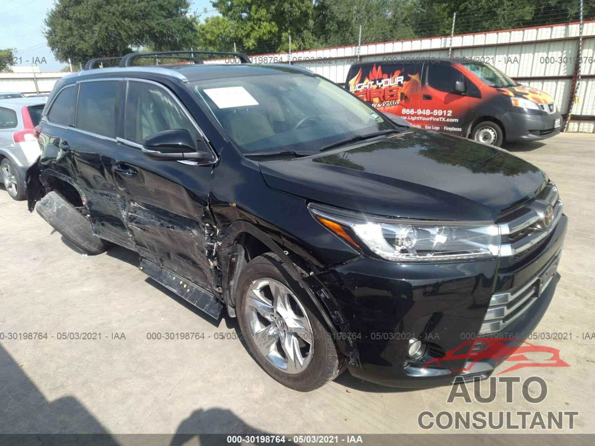TOYOTA HIGHLANDER 2017 - 5TDYZRFH2HS216516