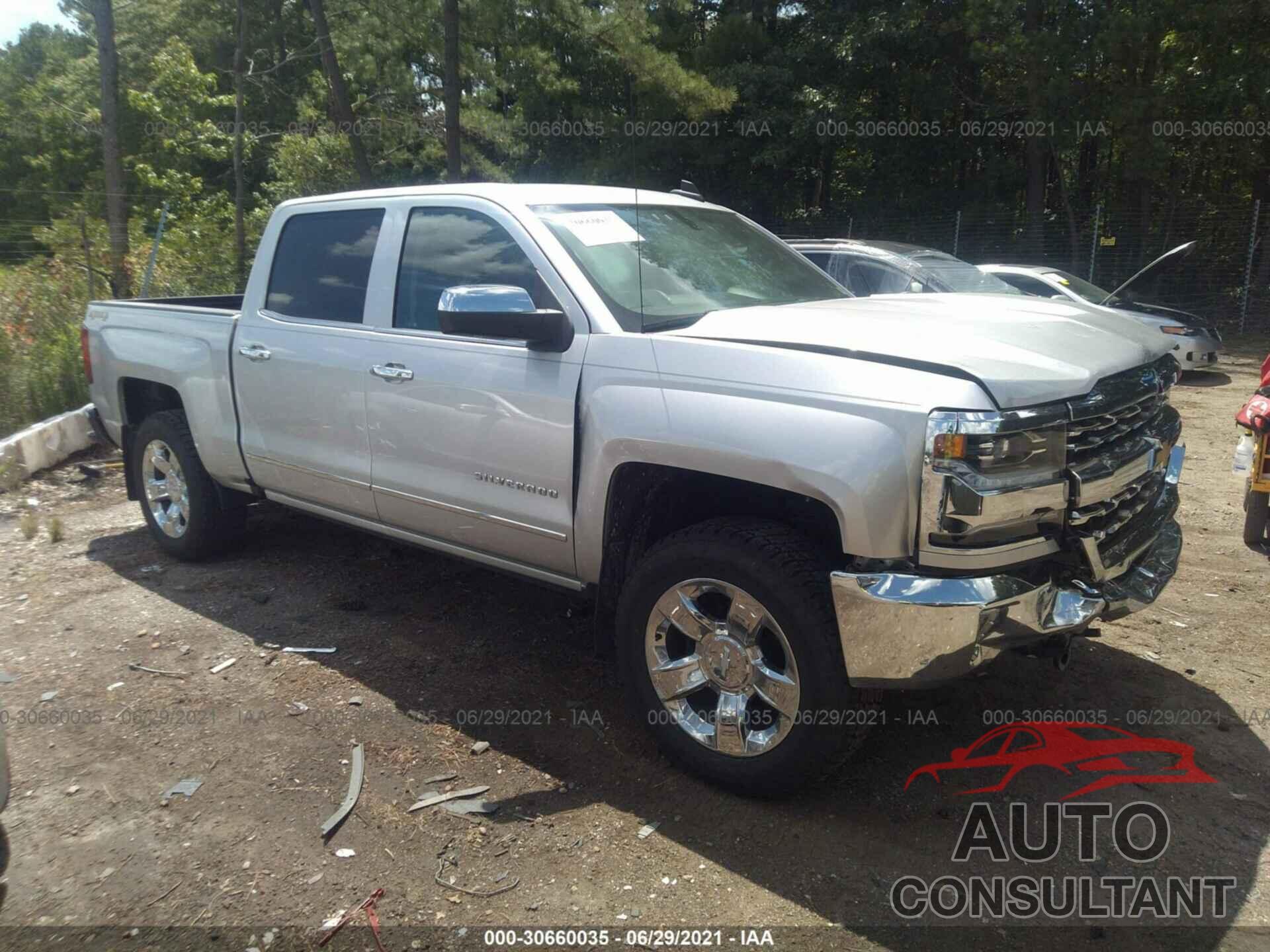 CHEVROLET SILVERADO 1500 2018 - 3GCUKSEC5JG609818