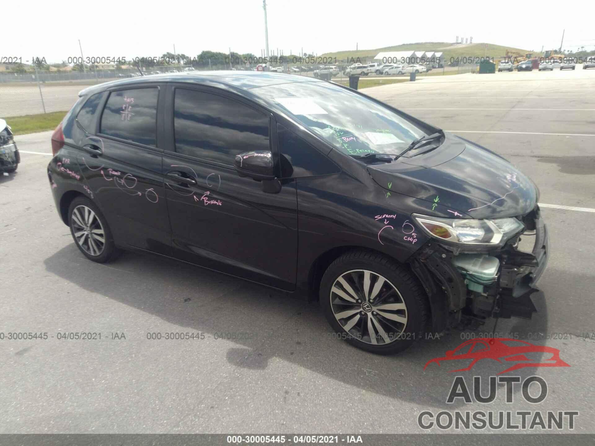 HONDA FIT 2016 - JHMGK5H73GX037017