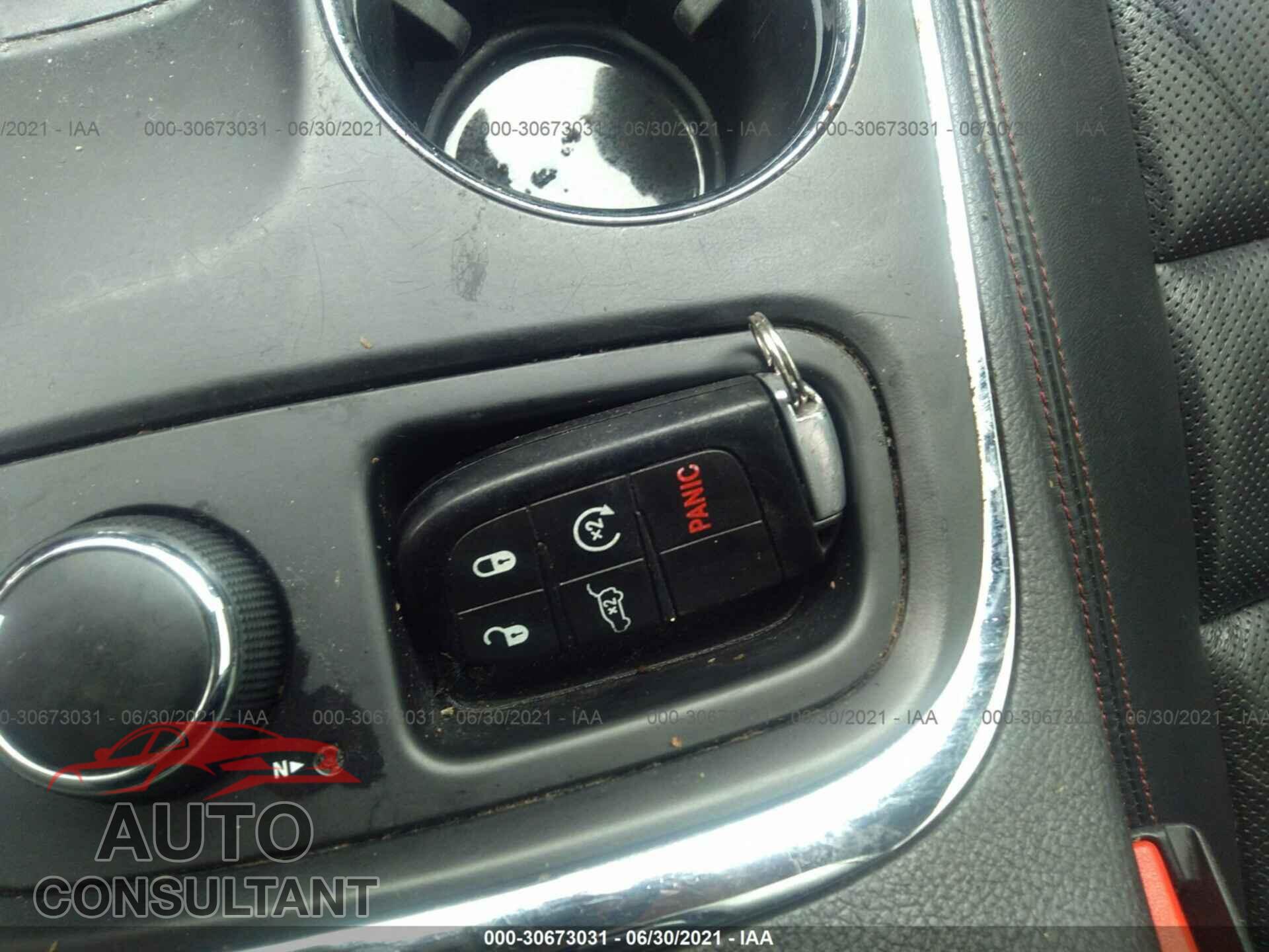 DODGE DURANGO 2017 - 1C4SDJCT2HC833883