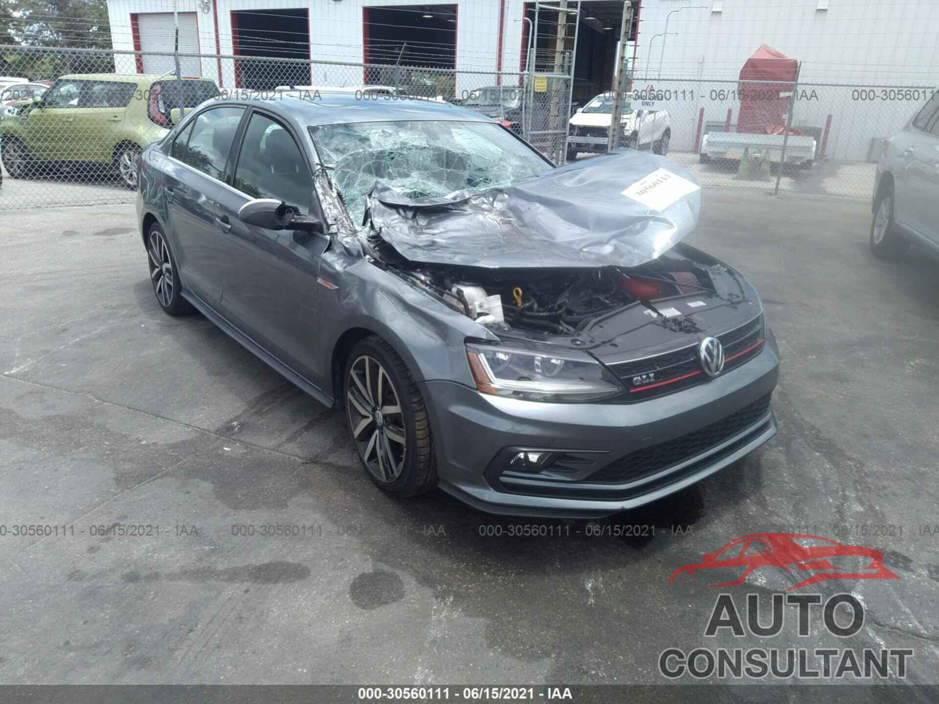 VOLKSWAGEN JETTA 2018 - 3VW4T7AJ3JM215439