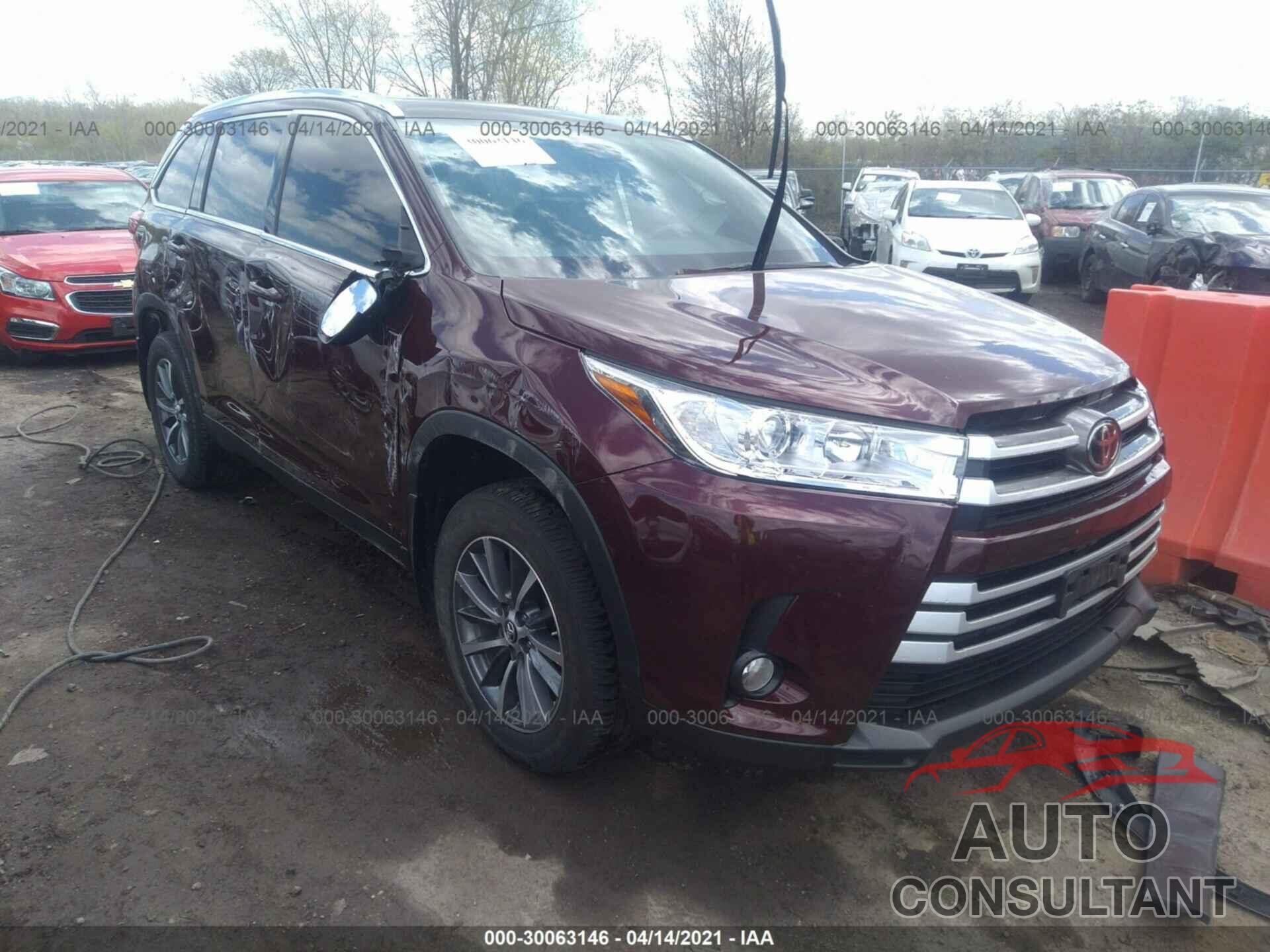 TOYOTA HIGHLANDER 2019 - 5TDJZRFH9KS995096