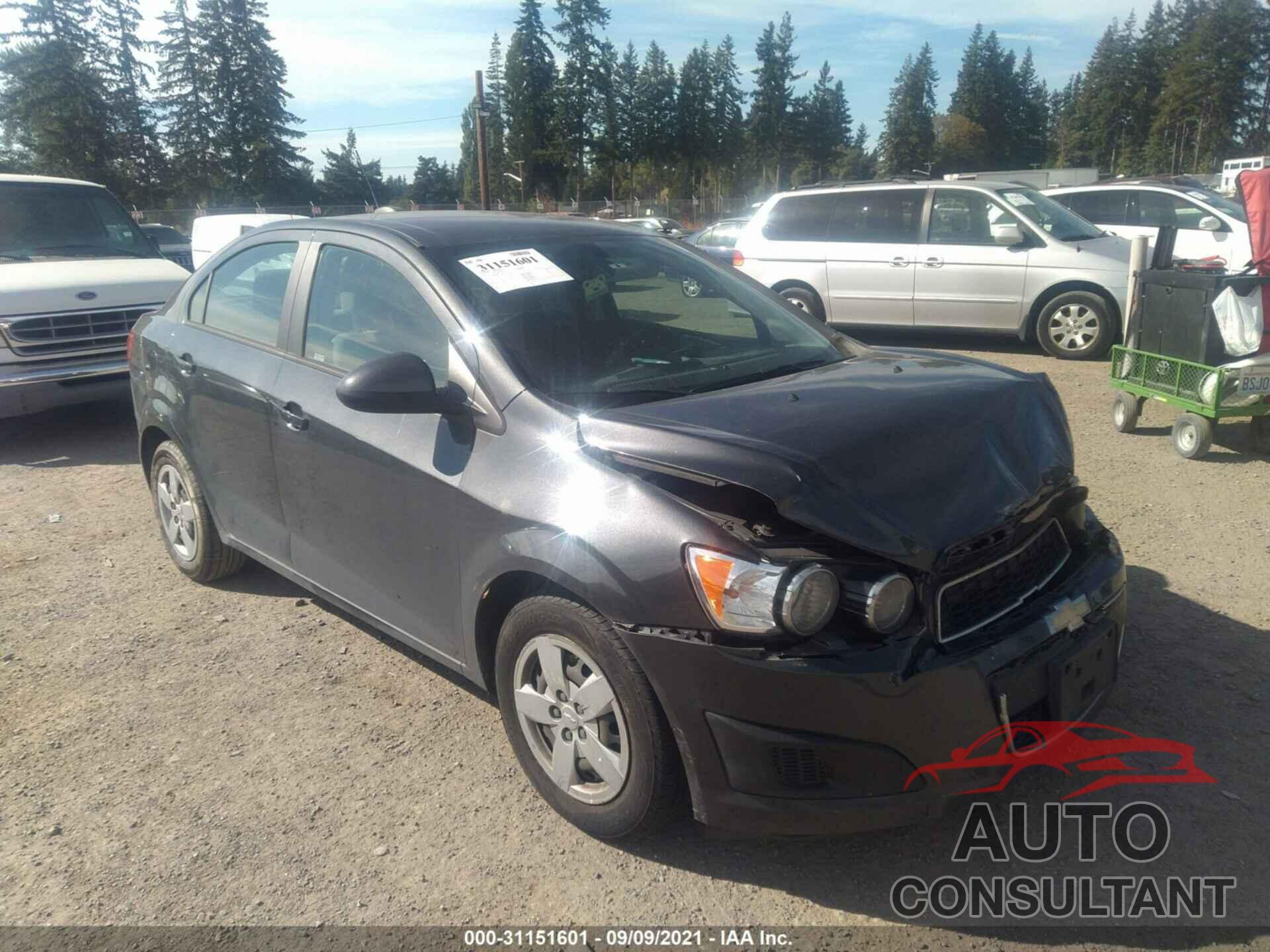 CHEVROLET SONIC 2016 - 1G1JA5SG9G4129827