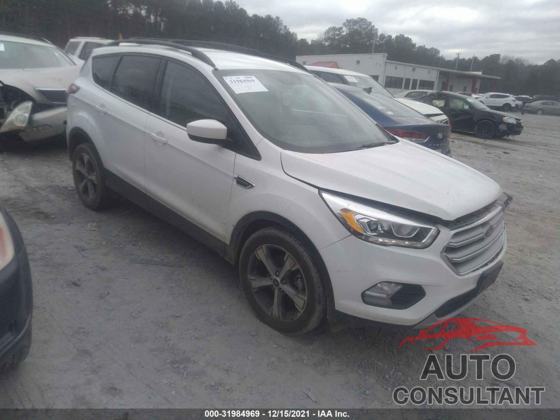 FORD ESCAPE 2017 - 1FMCU0GD2HUD48683