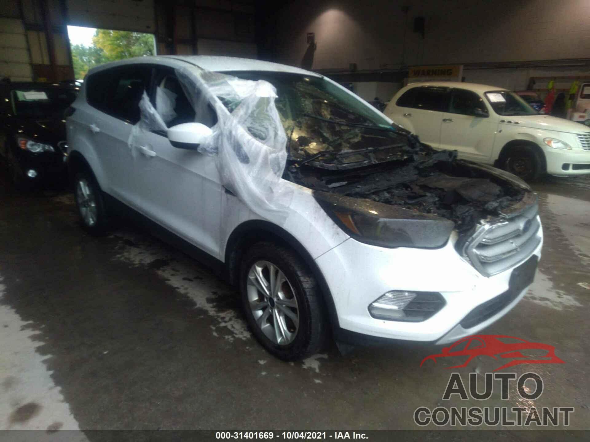 FORD ESCAPE 2017 - 1FMCU9GD9HUA84091