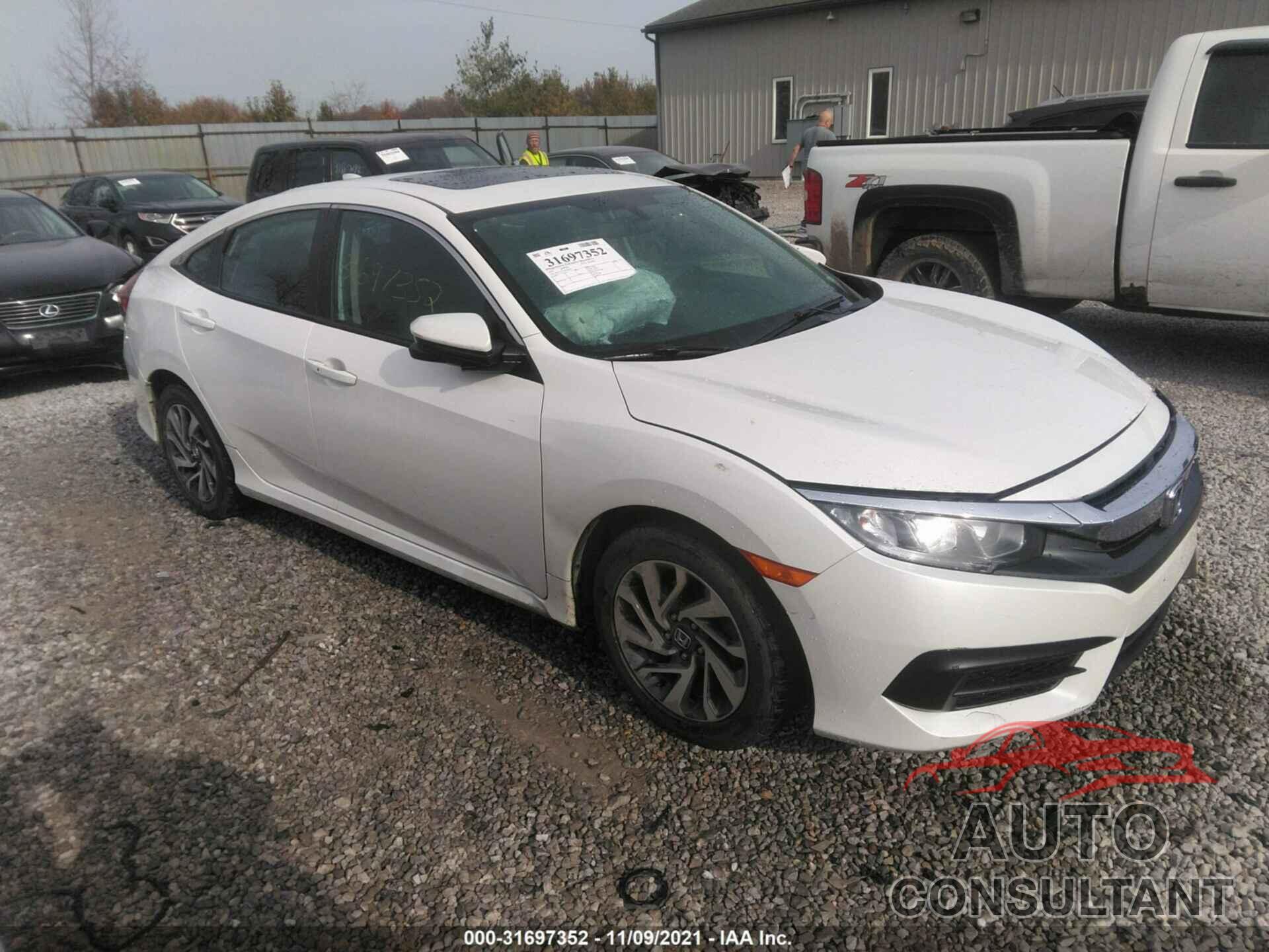 HONDA CIVIC SEDAN 2017 - 19XFC2F75HE060912