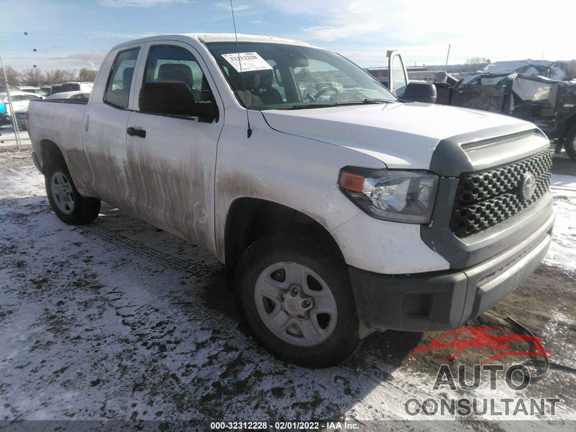 TOYOTA TUNDRA 4WD 2018 - 5TFUM5F18JX078909