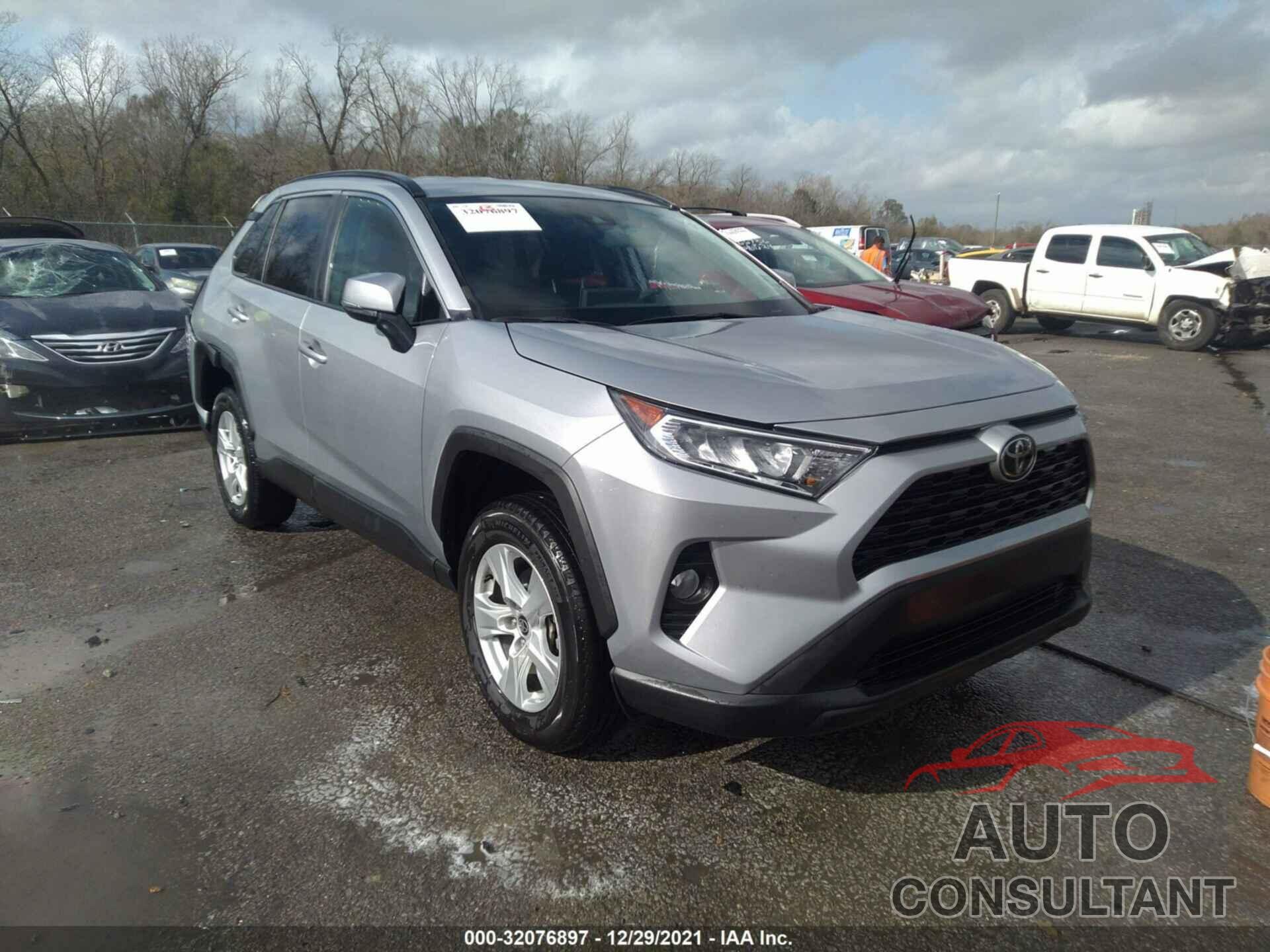 TOYOTA RAV4 2021 - 2T3P1RFVXMC174017