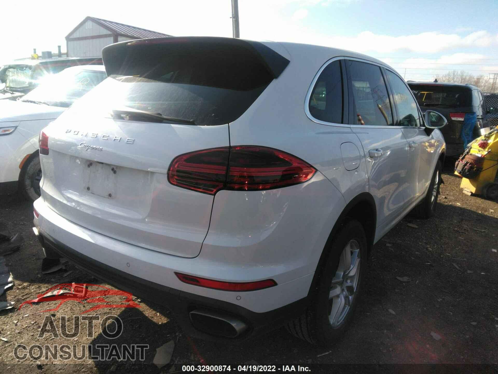 PORSCHE CAYENNE 2017 - WP1AA2A28HKA88405
