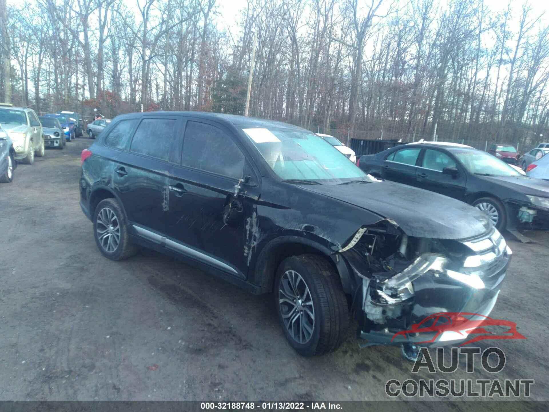 MITSUBISHI OUTLANDER 2017 - JA4AD3A30HZ035500
