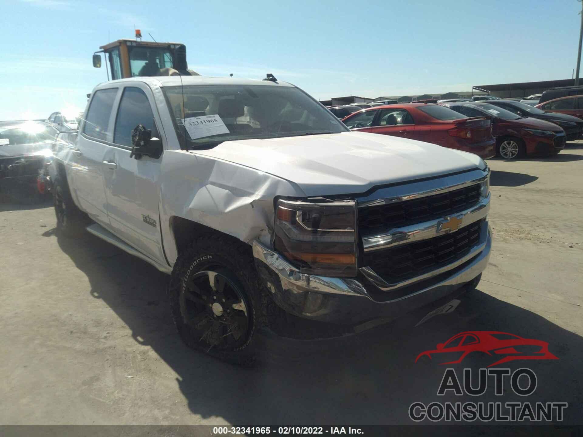 CHEVROLET SILVERADO 1500 2018 - 3GCUKREC0JG386242