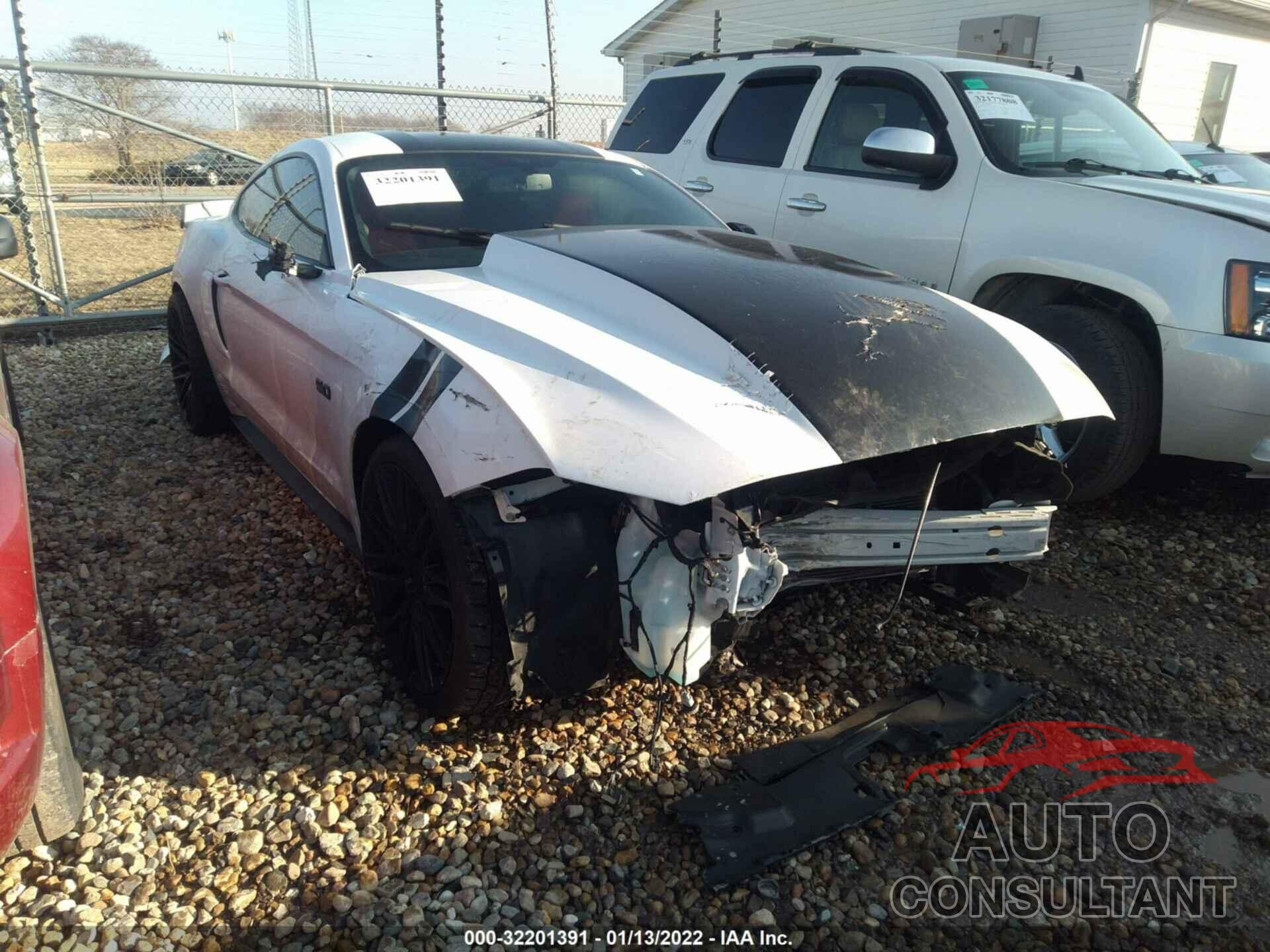 FORD MUSTANG 2018 - 1FA6P8CF9J5129675