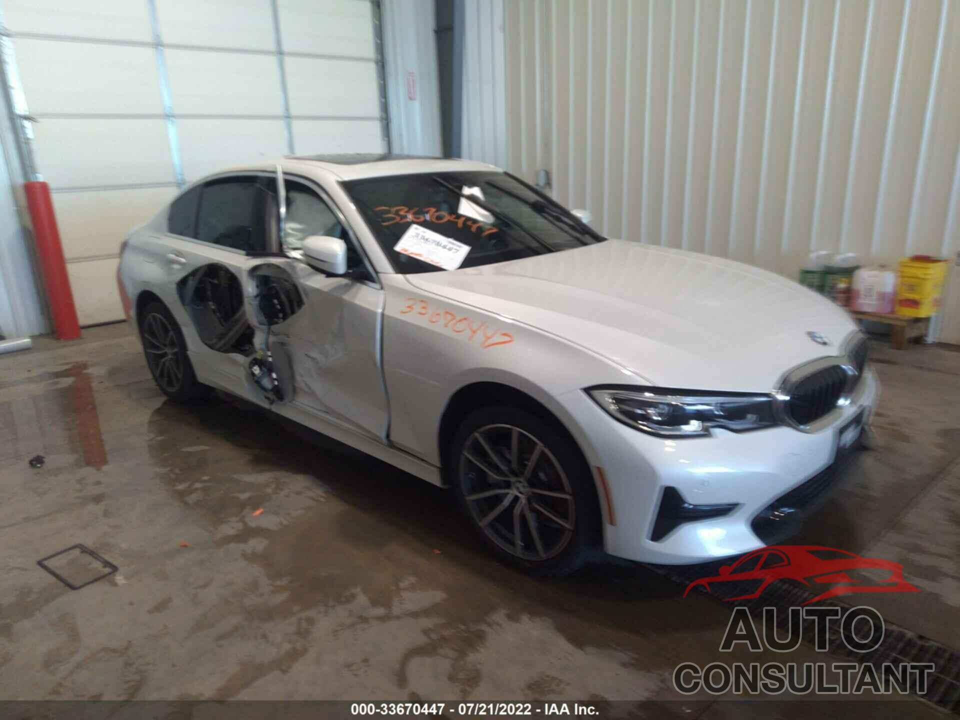 BMW 3 SERIES 2022 - 3MW5R7J06N8C67186