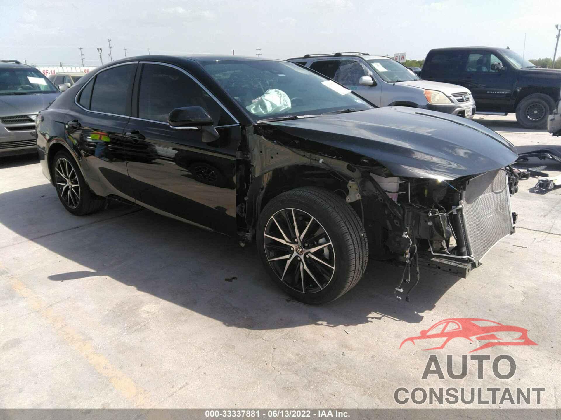 TOYOTA CAMRY 2022 - 4T1G11AK2NU652308