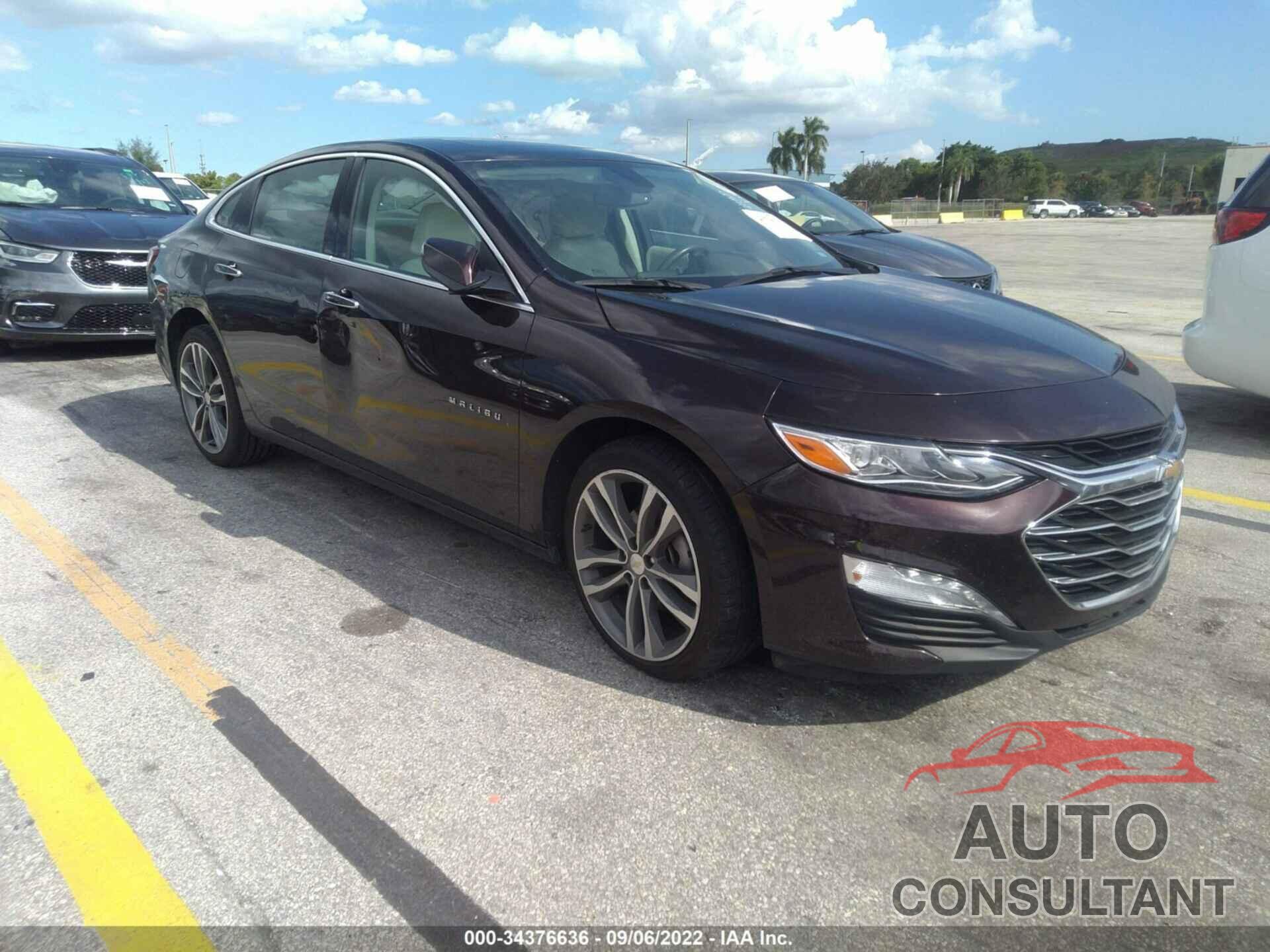 CHEVROLET MALIBU 2020 - 1G1ZE5SX3LF043080