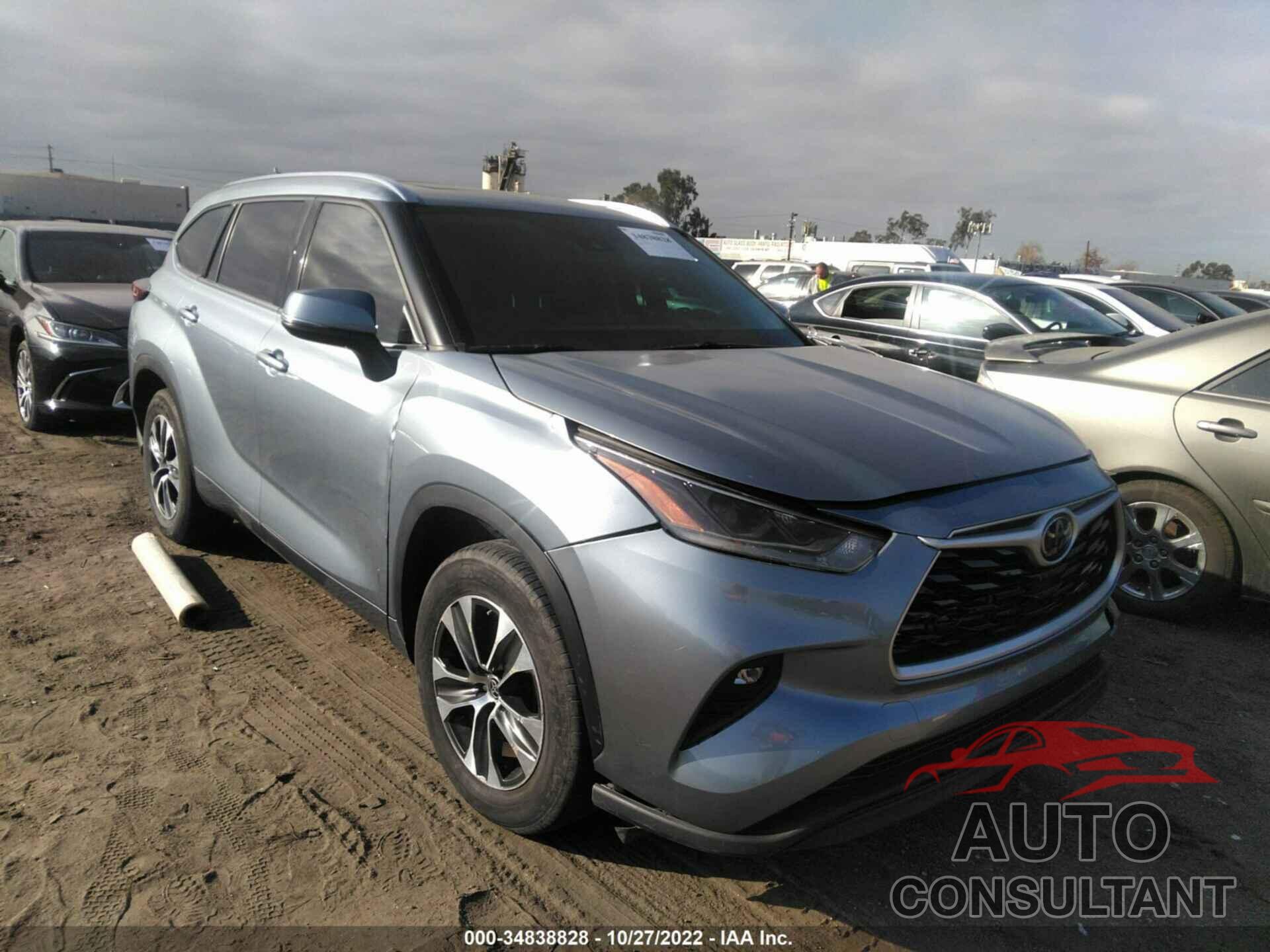 TOYOTA HIGHLANDER 2021 - 5TDHZRAH4MS052428