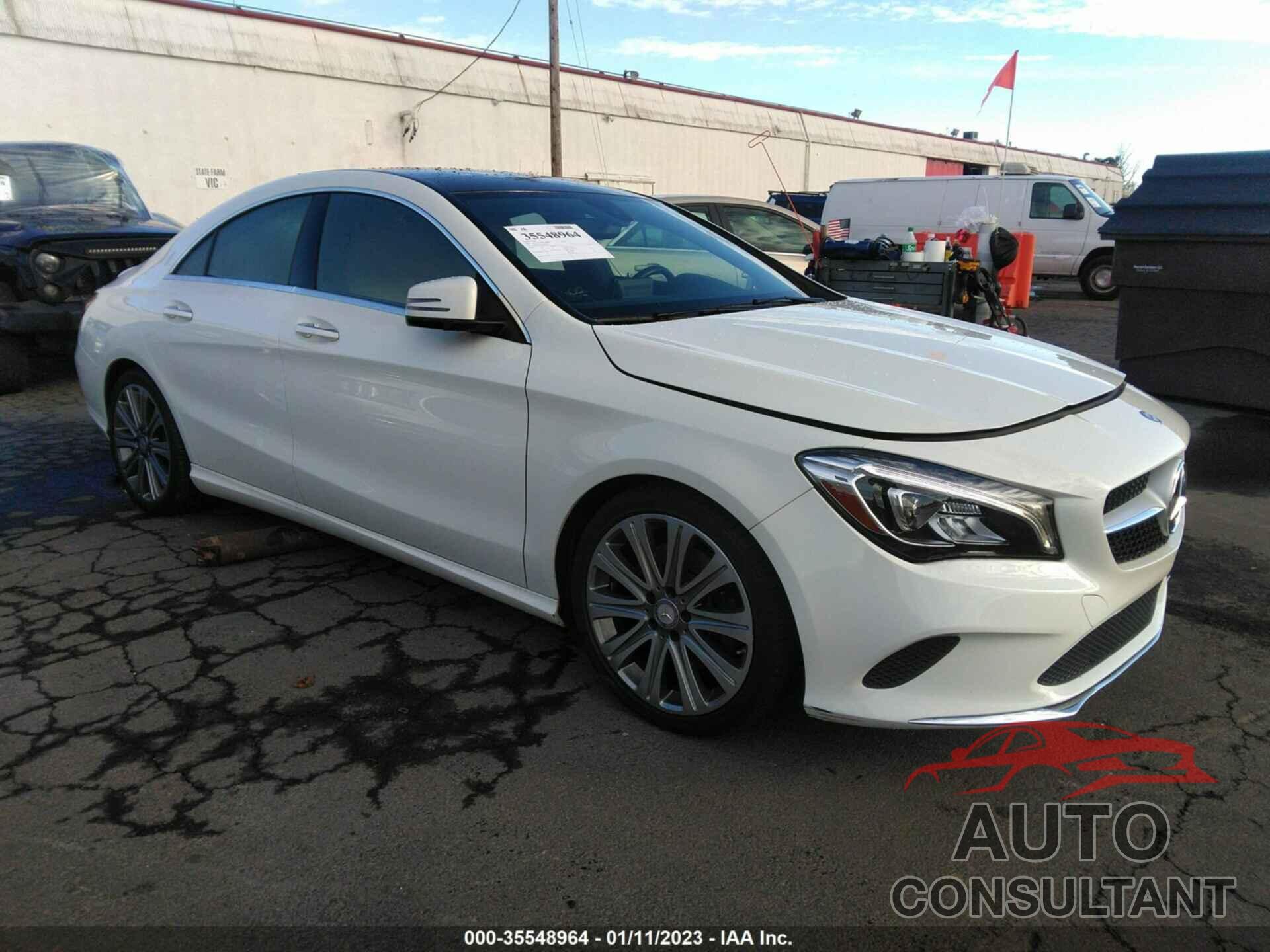 MERCEDES-BENZ CLA 2017 - WDDSJ4EB9HN490143