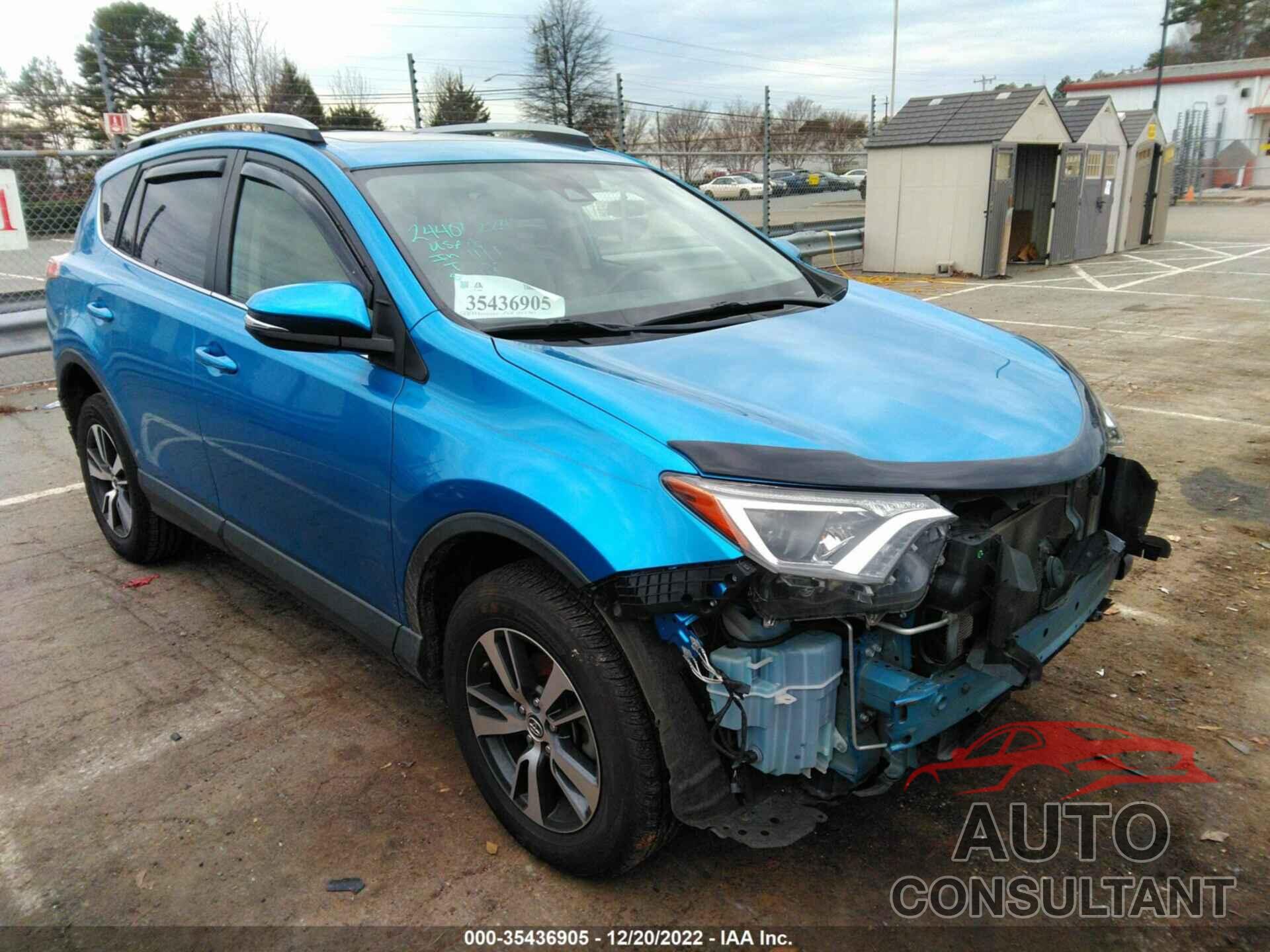 TOYOTA RAV4 2018 - JTMWFREV2JJ743739