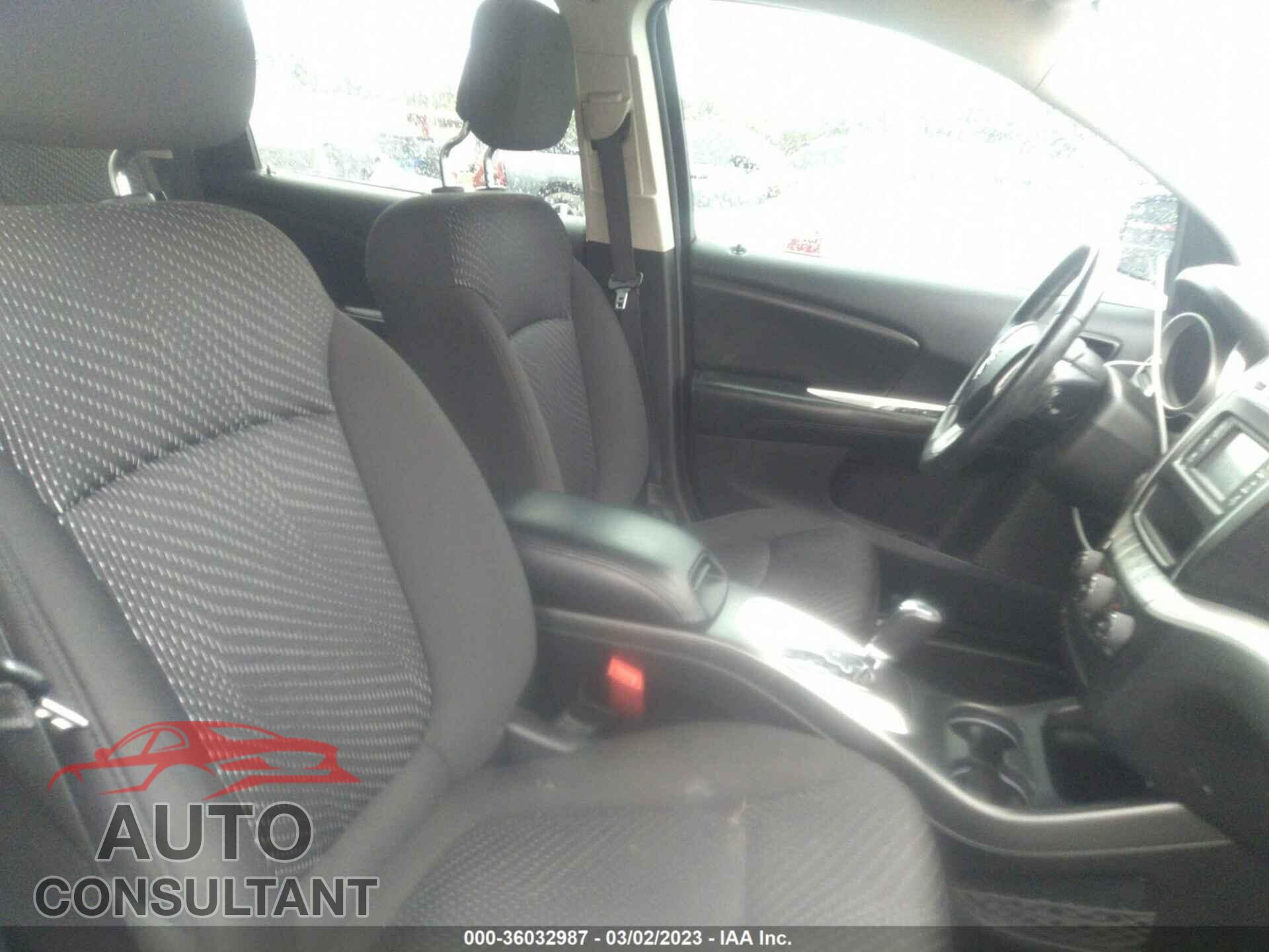 DODGE JOURNEY 2015 - 3C4PDCABXFT748075