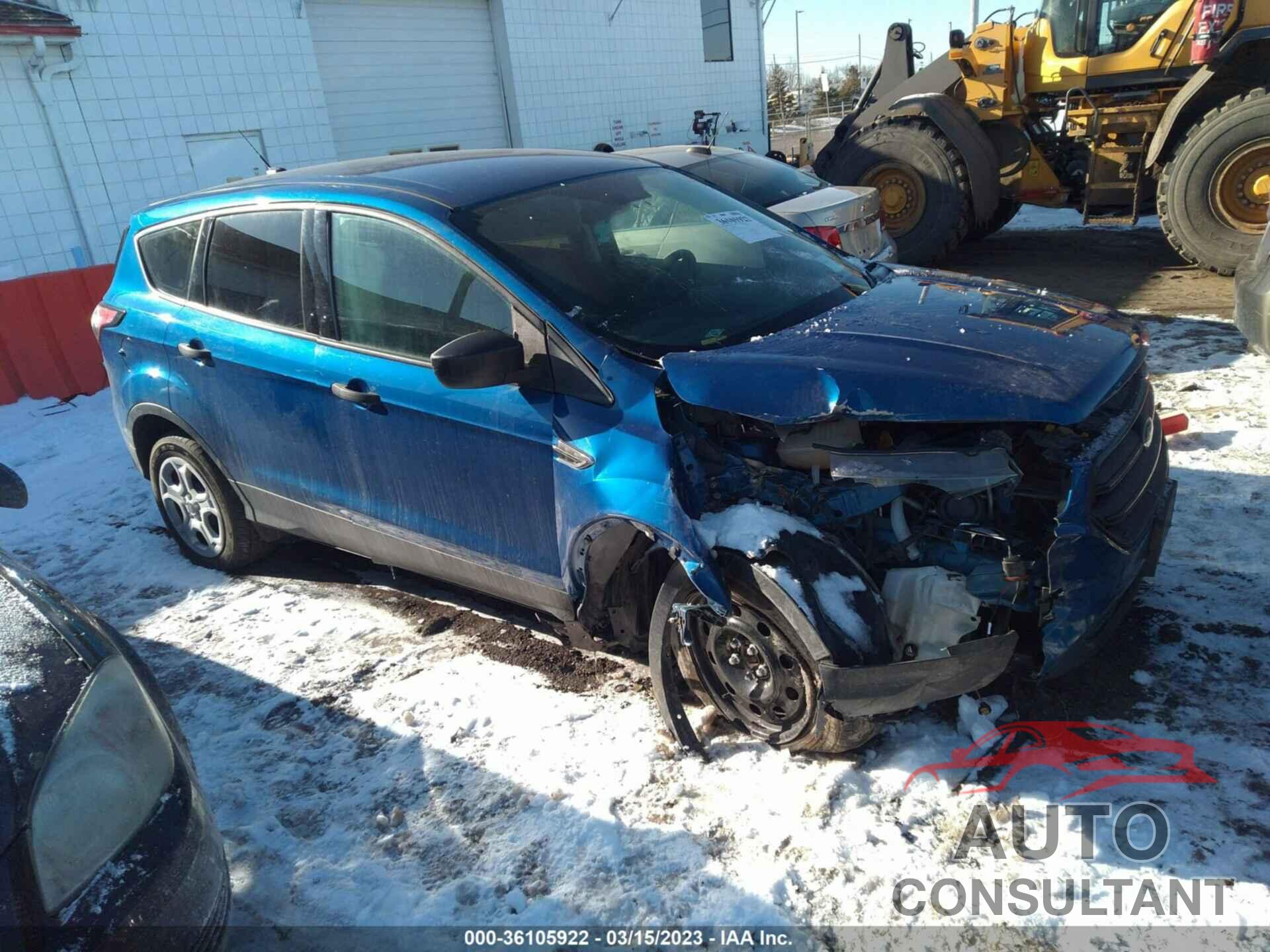 FORD ESCAPE 2017 - 1FMCU0F77HUA03239