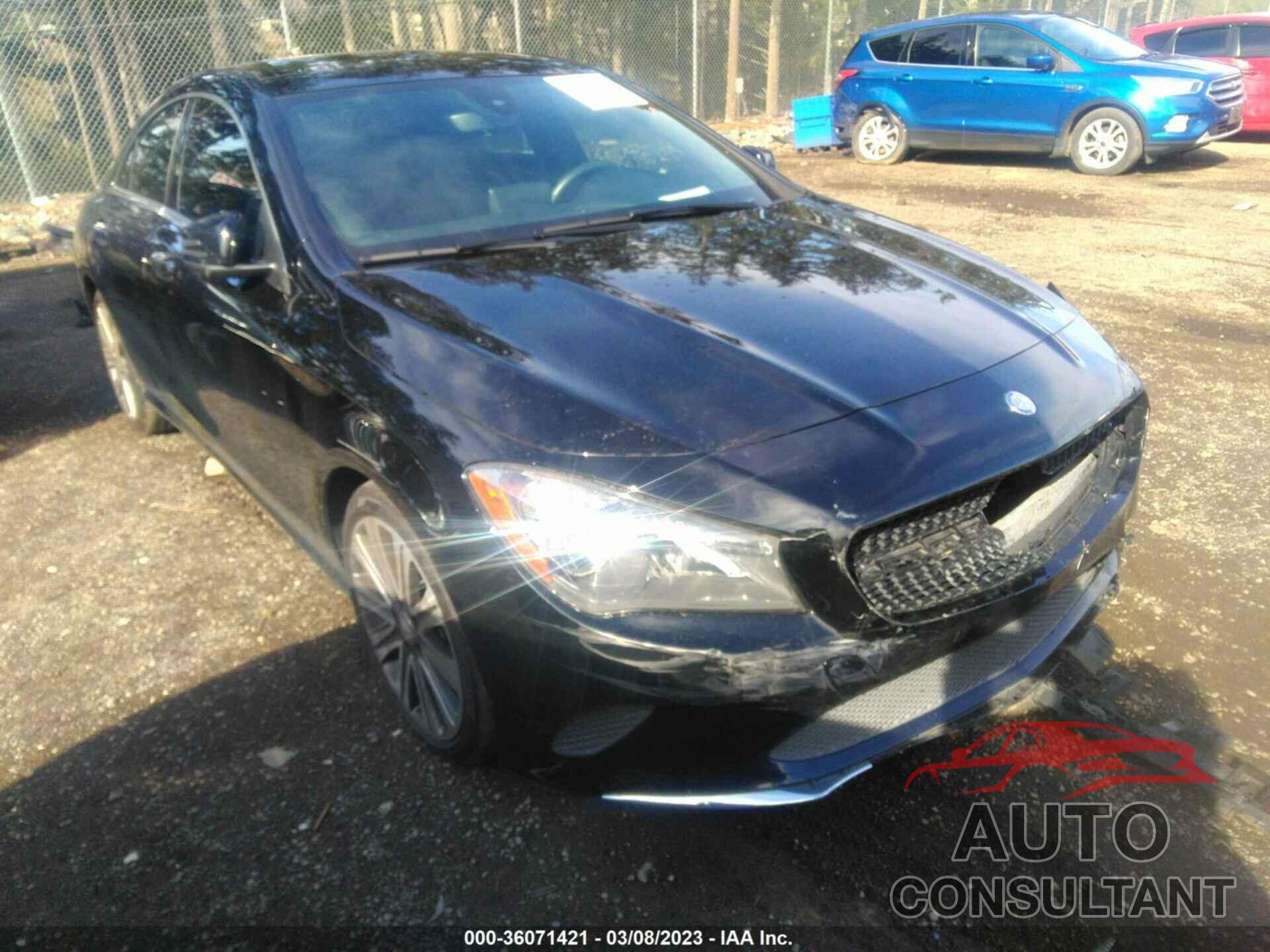 MERCEDES-BENZ CLA 2017 - WDDSJ4EB3HN481230