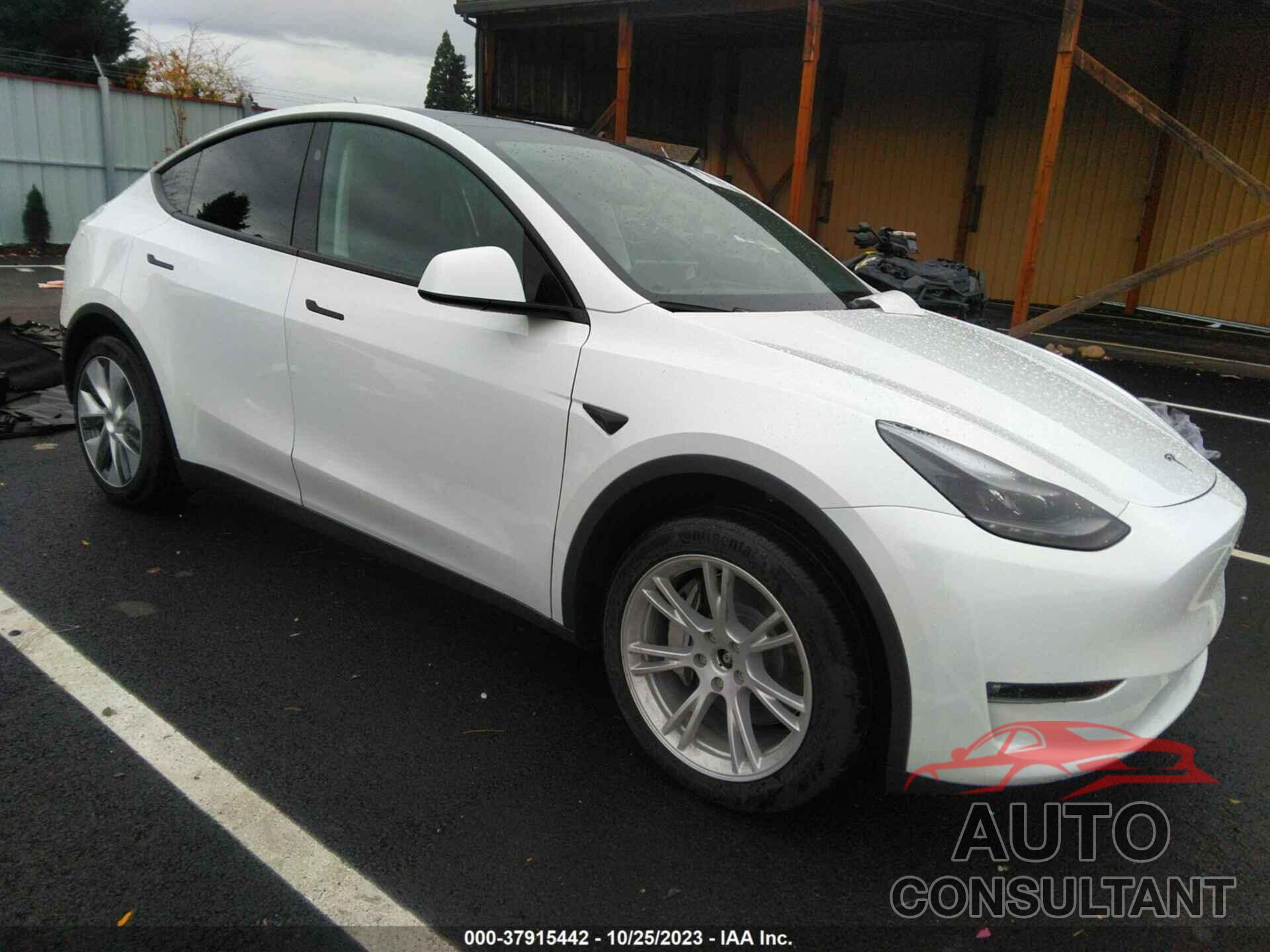 TESLA MODEL Y 2023 - 7SAYGDEE6PF847047