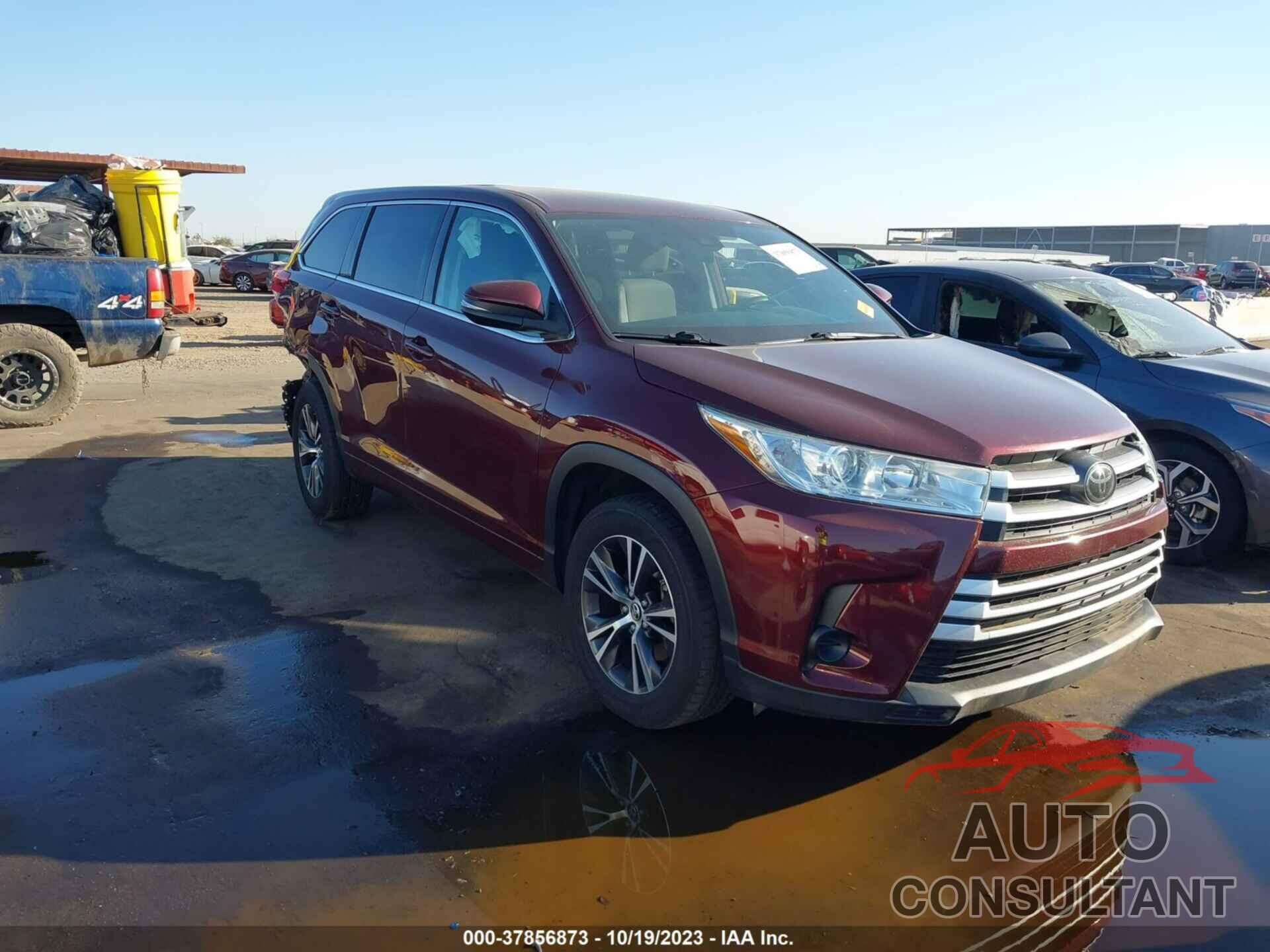 TOYOTA HIGHLANDER 2018 - 5TDZZRFH4JS256557