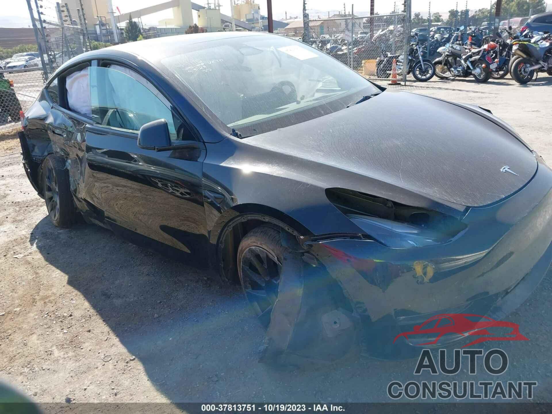 TESLA MODEL Y 2022 - 7SAYGDEE3NF546796