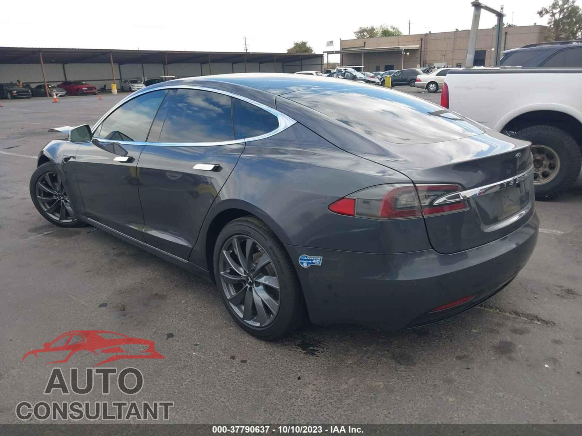 TESLA MODEL S 2017 - 5YJSA1E25HF209611