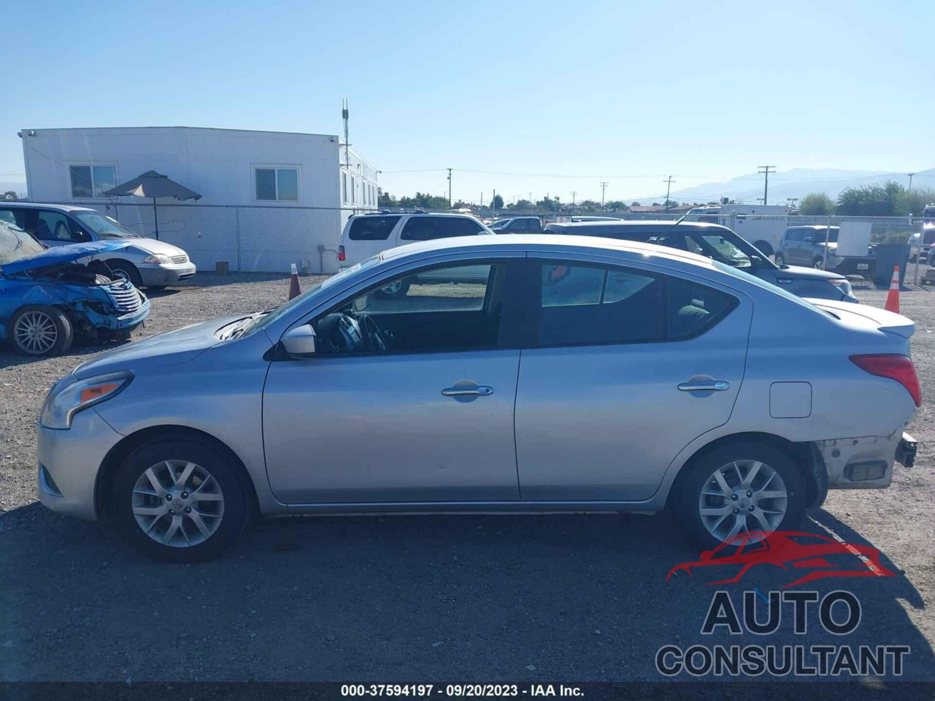 NISSAN VERSA 2018 - 3N1CN7AP6JL879501