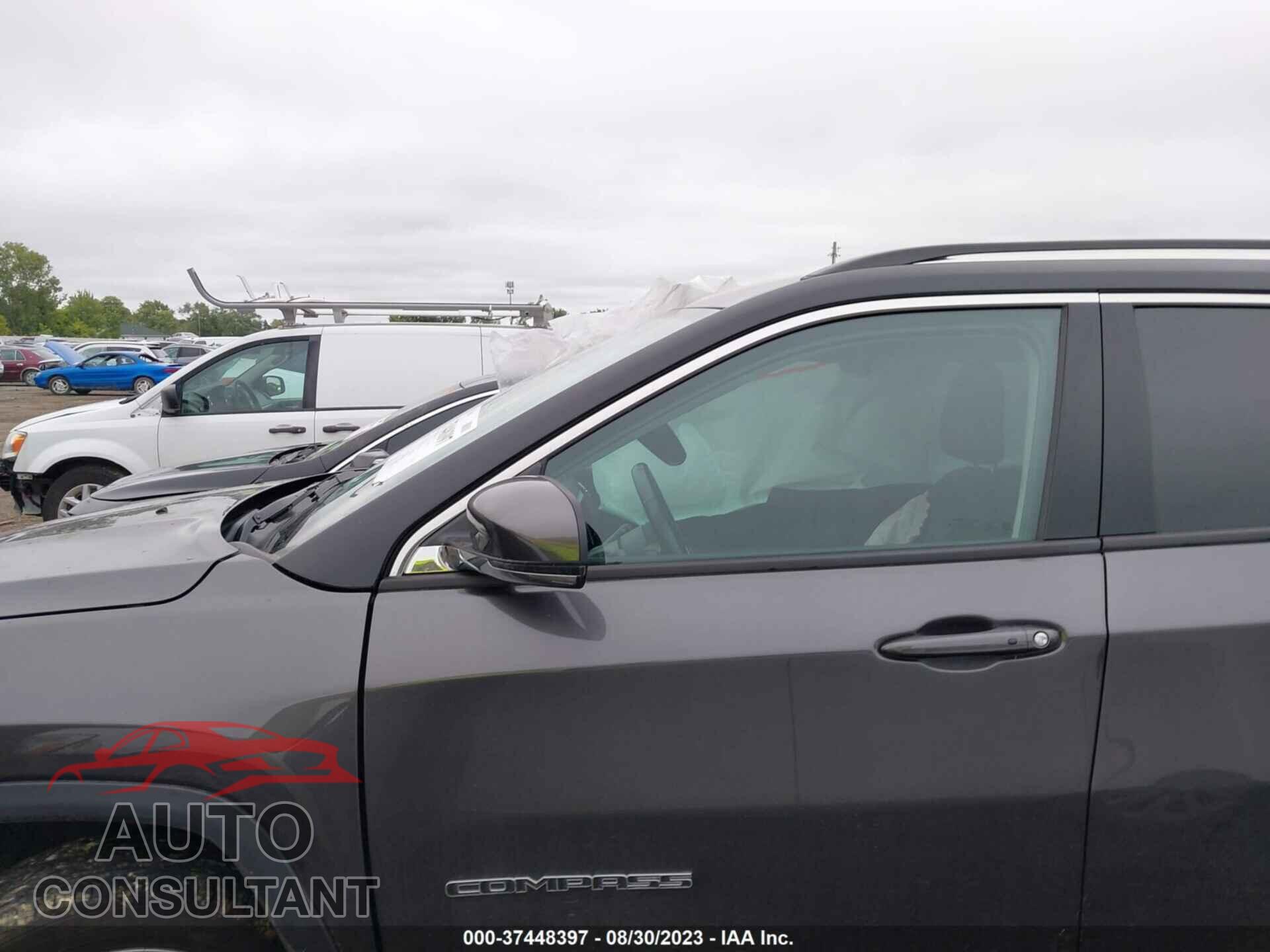 JEEP COMPASS 2020 - 3C4NJDCB5LT242670