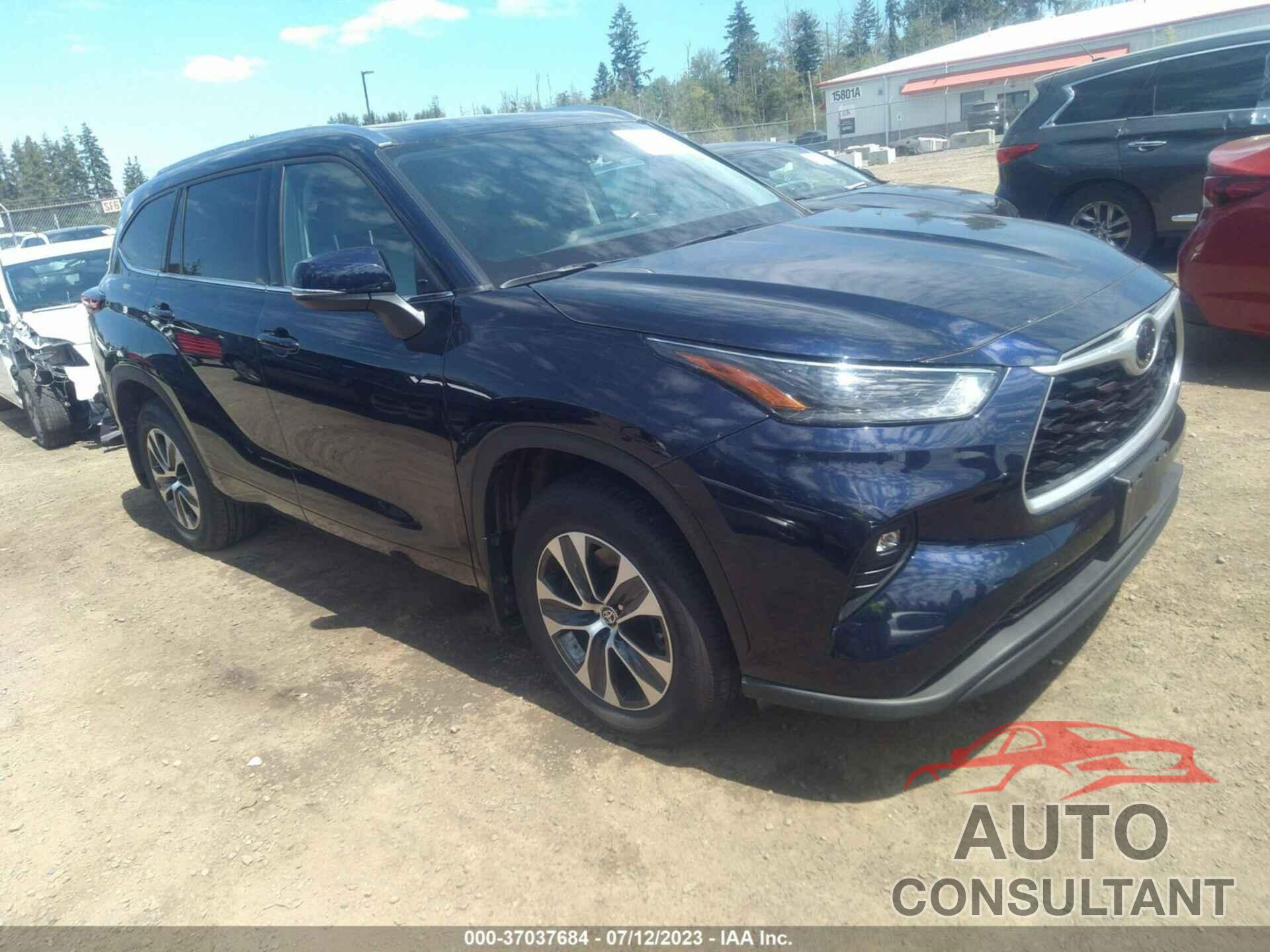 TOYOTA HIGHLANDER 2021 - 5TDHZRBH8MS531479