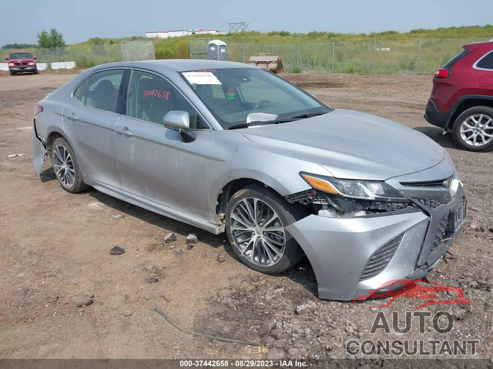 TOYOTA CAMRY 2019 - 4T1B11HK5KU682592