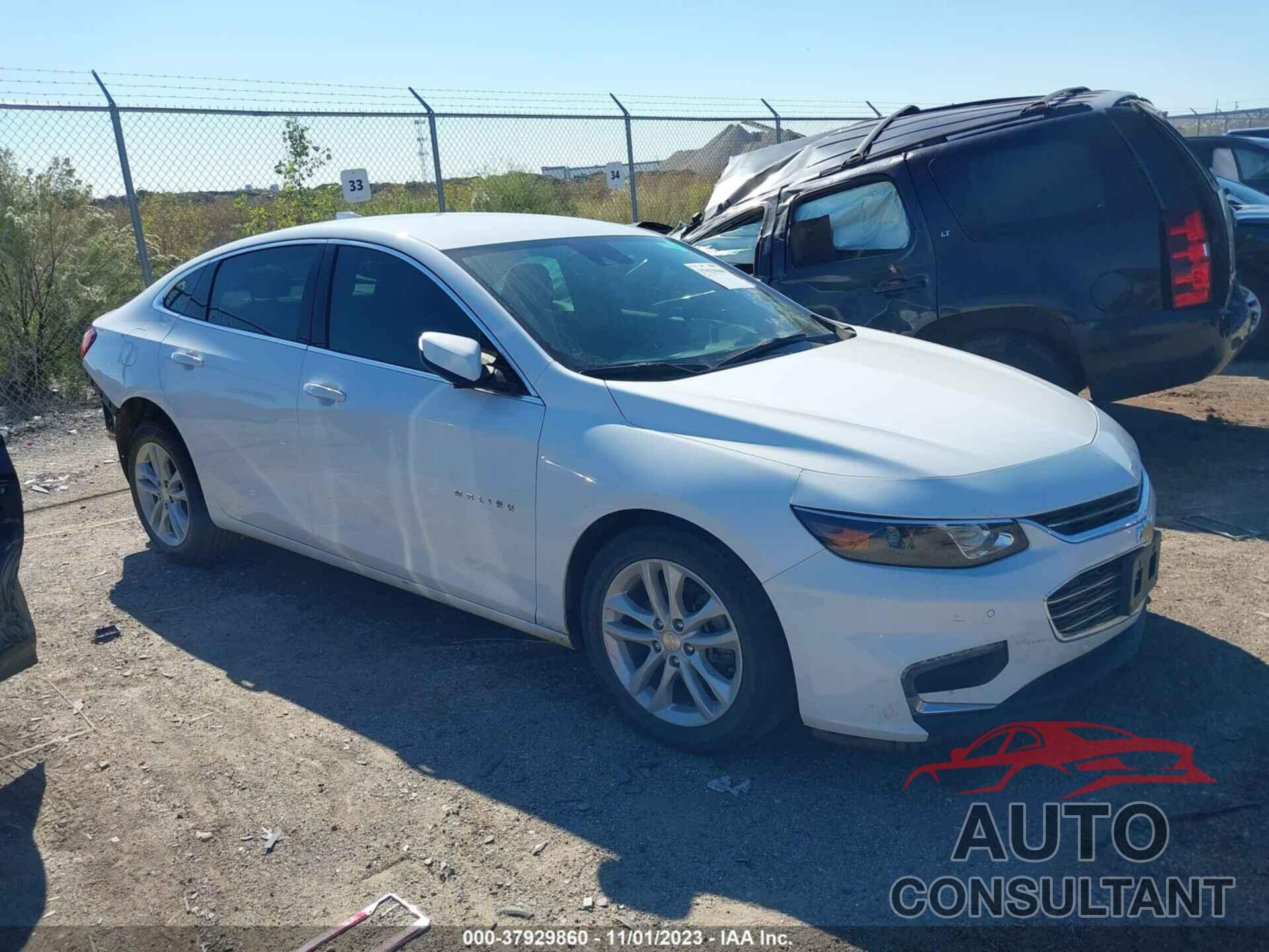 CHEVROLET MALIBU 2018 - 1G1ZD5ST5JF261308