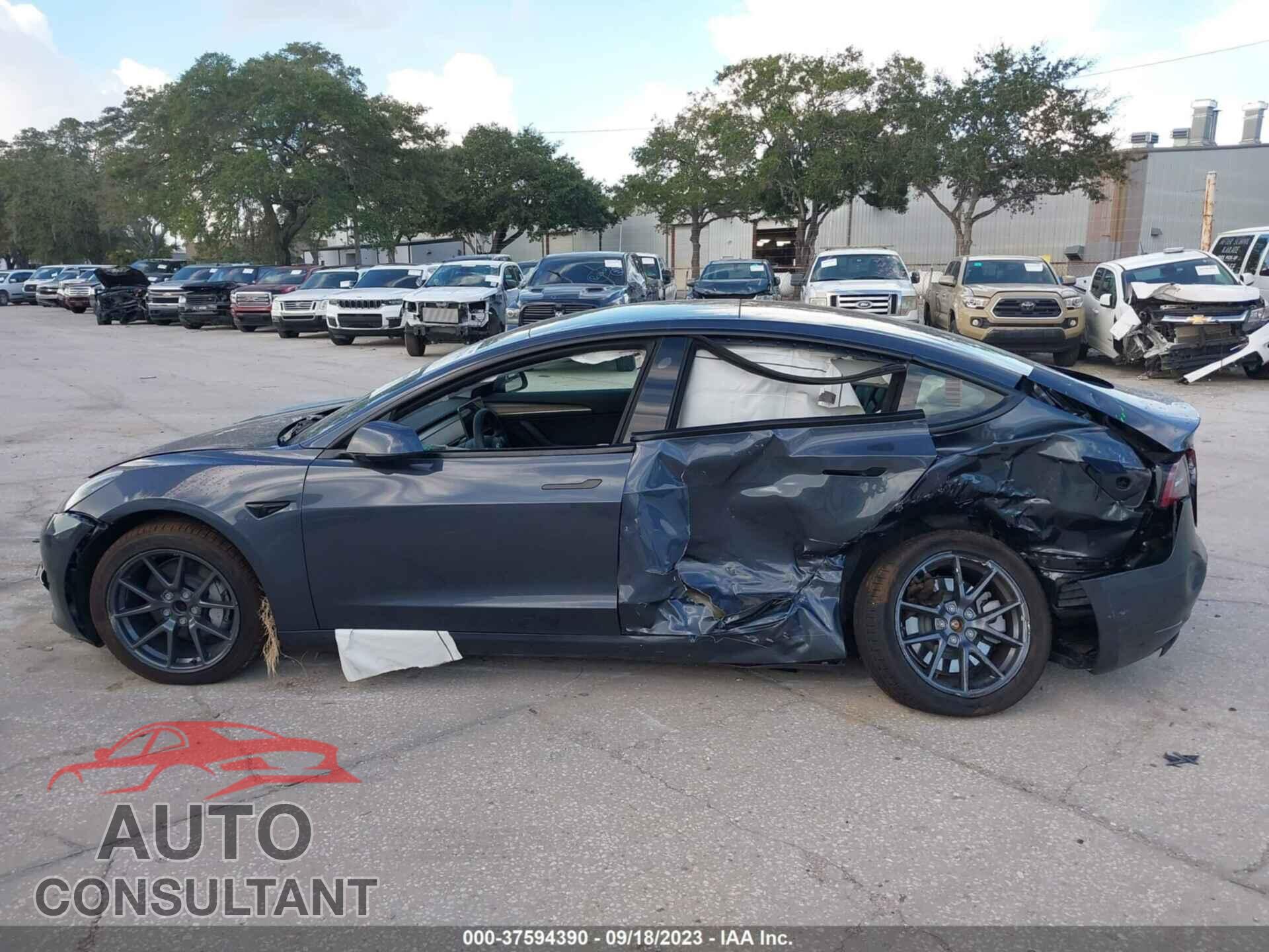 TESLA MODEL 3 2023 - 5YJ3E1EA0PF396030