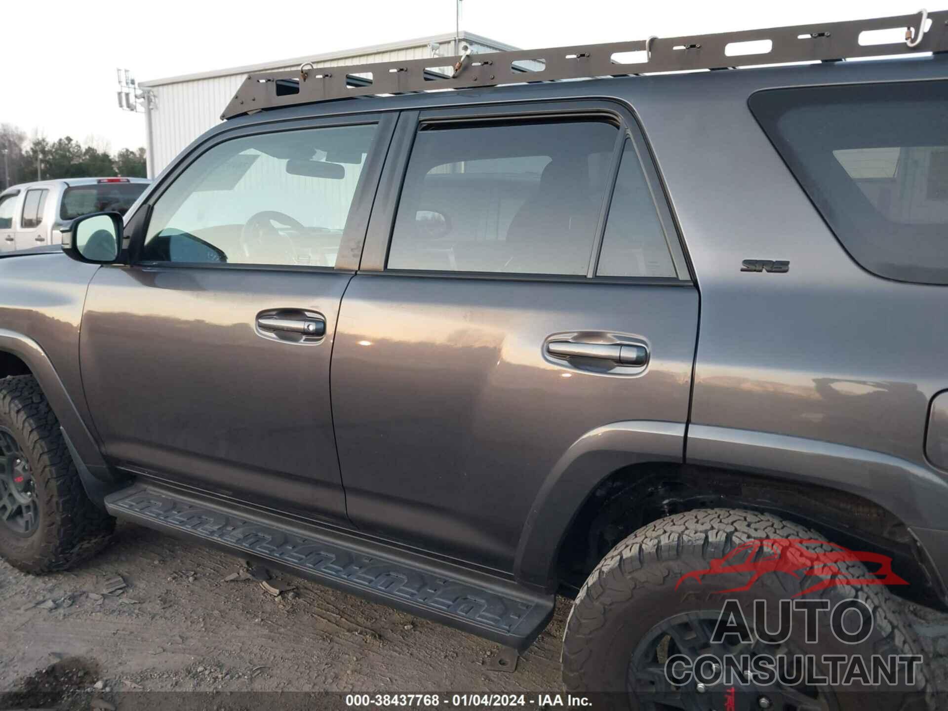 TOYOTA 4RUNNER 2018 - JTEBU5JR7J5550397