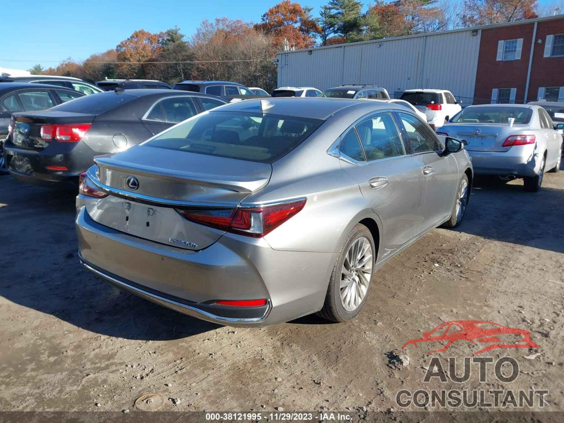 LEXUS ES 300H 2019 - JTHB21B15K2004923