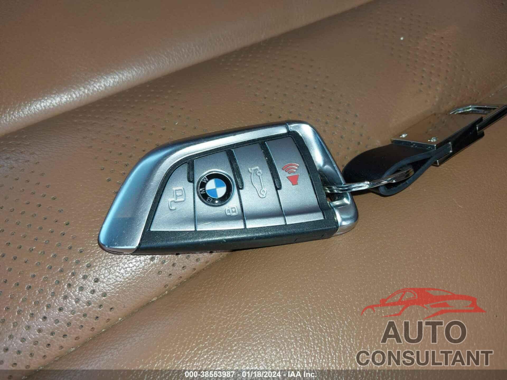 BMW X7 2019 - 5UXCW2C52KL083915