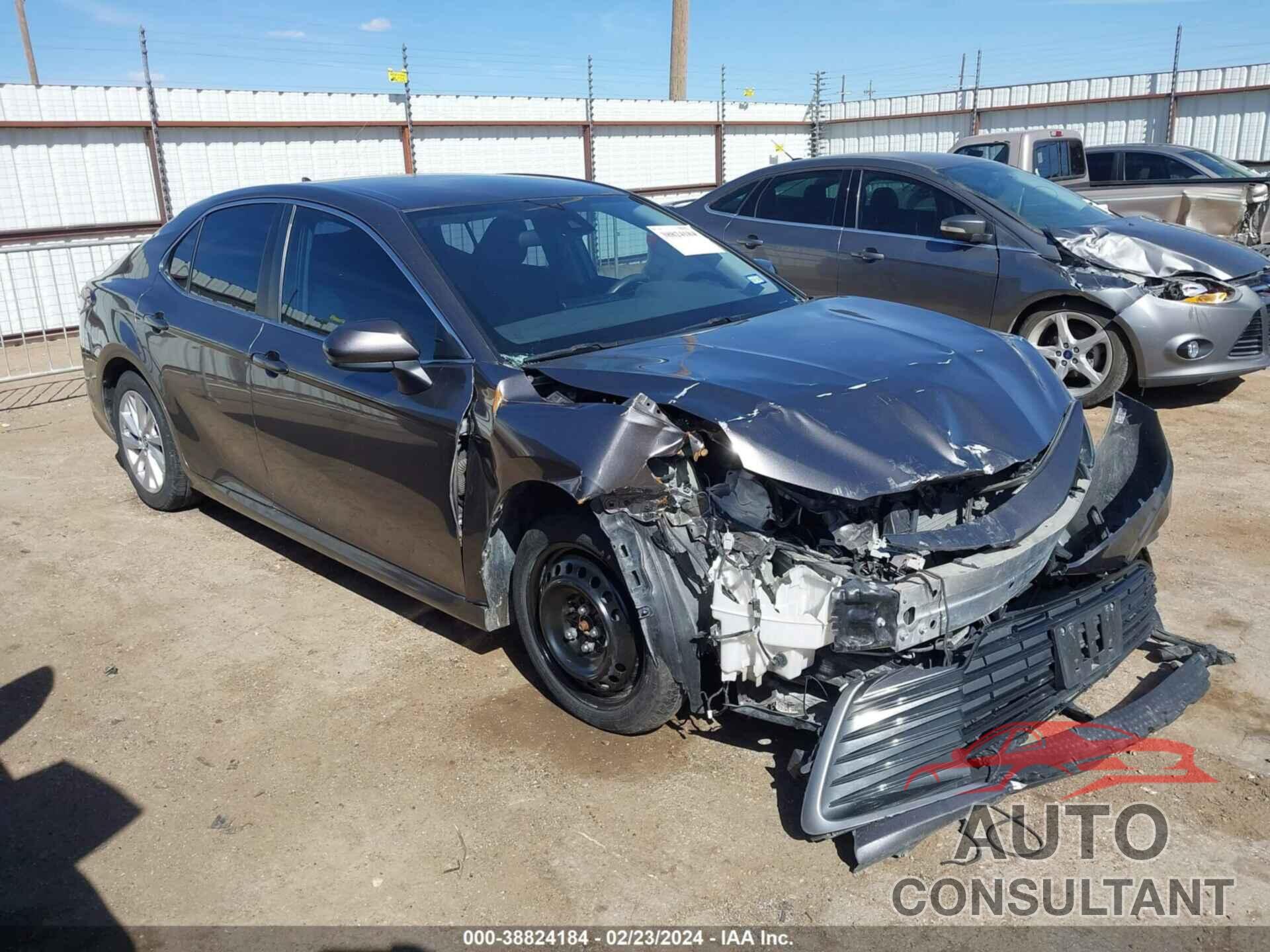 TOYOTA CAMRY 2021 - 4T1C11AK6MU412367