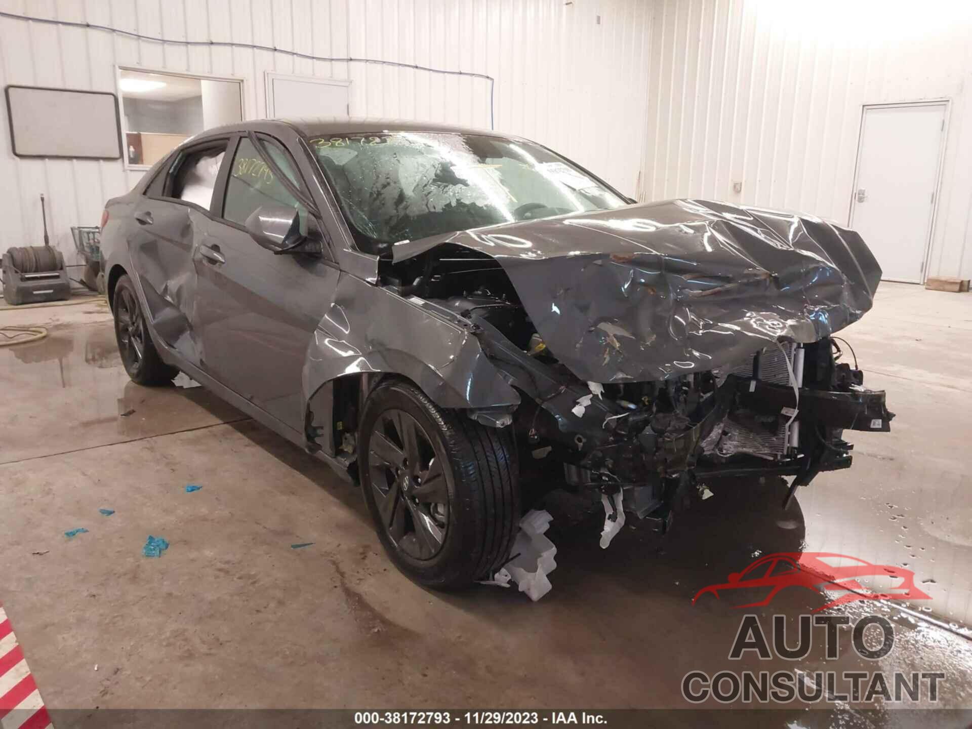 HYUNDAI ELANTRA 2023 - KMHLM4AG5PU613203