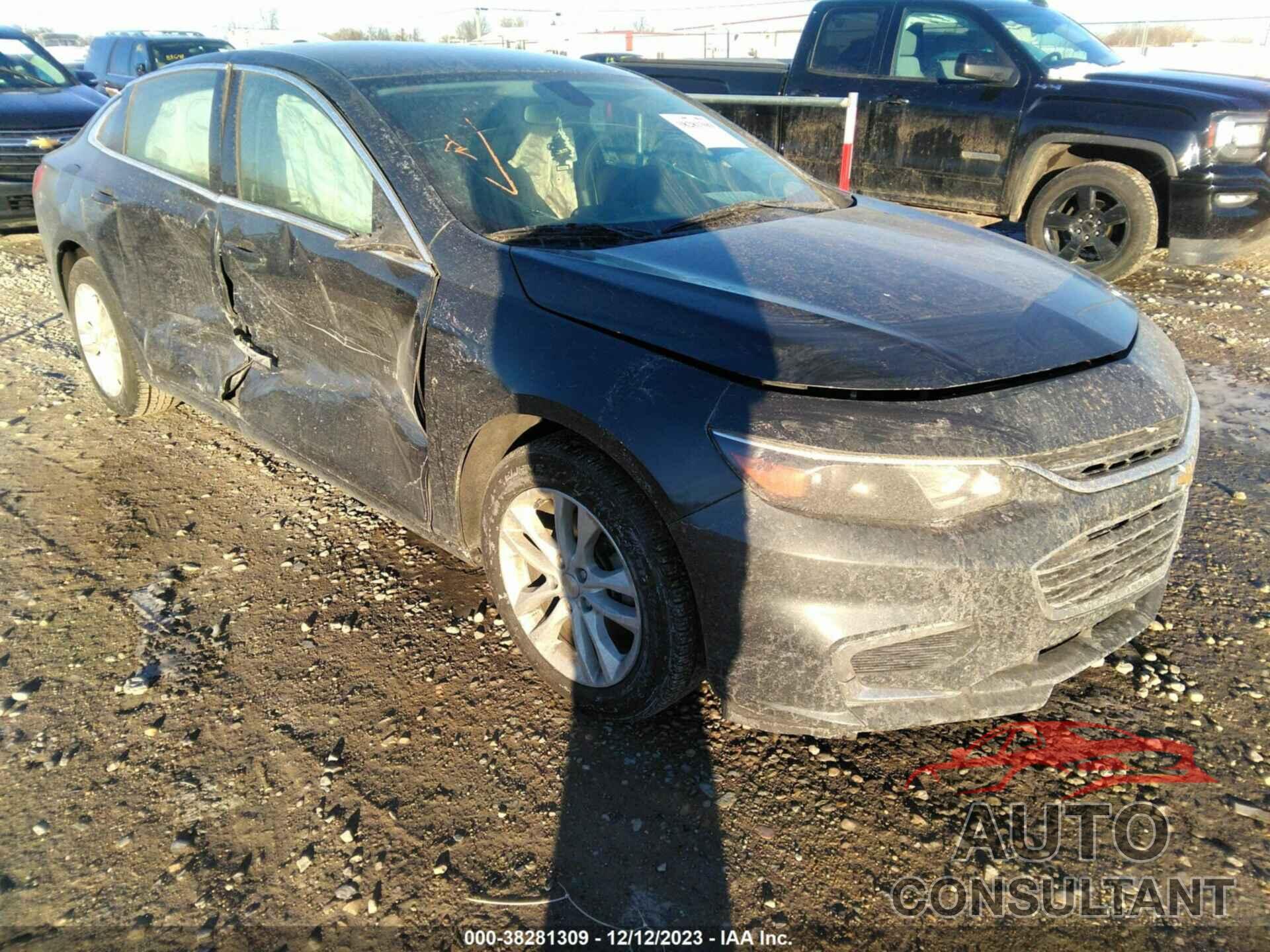 CHEVROLET MALIBU 2017 - 1G1ZE5ST4HF211880