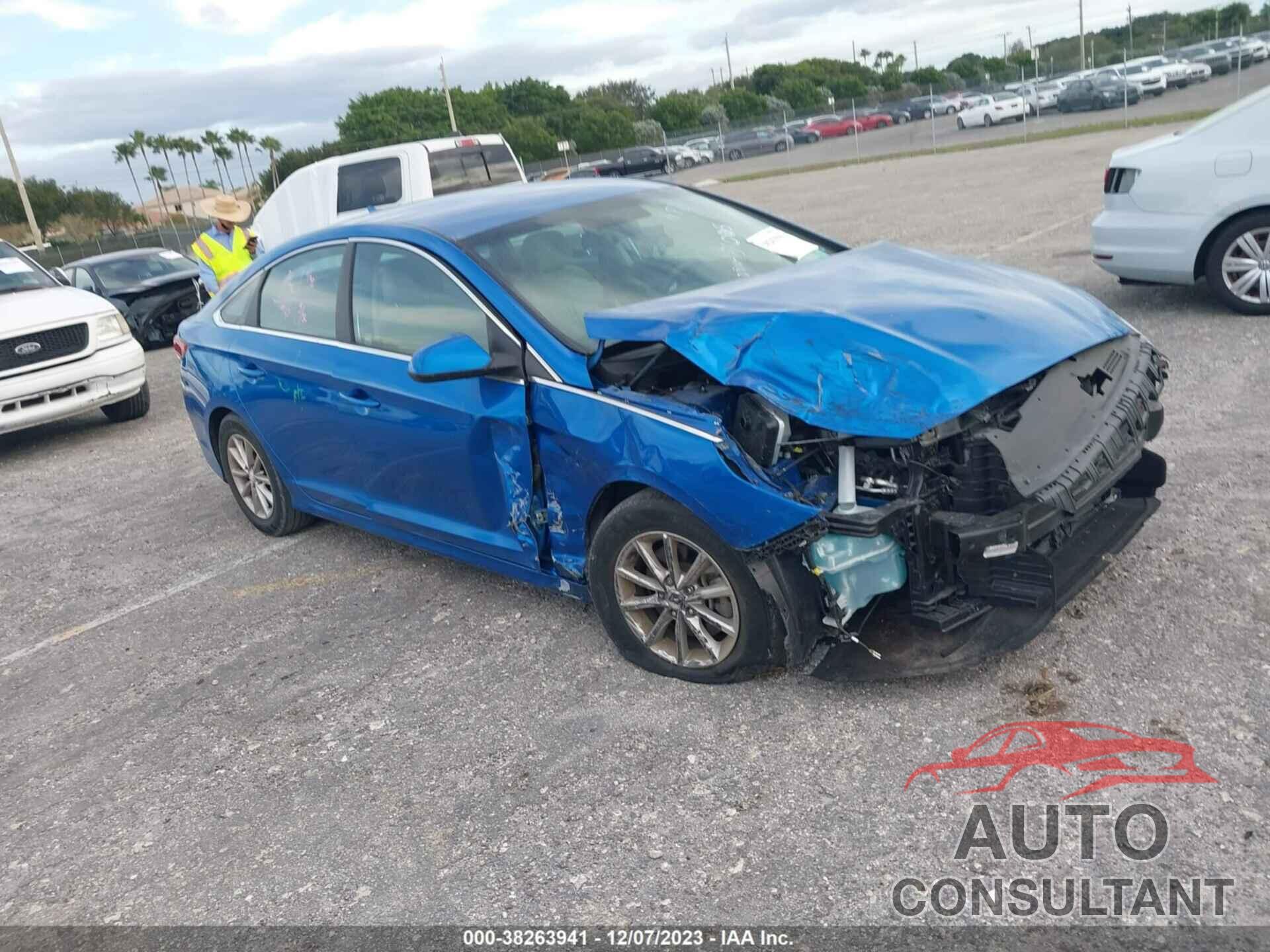 HYUNDAI SONATA 2019 - 5NPE24AF0KH781005