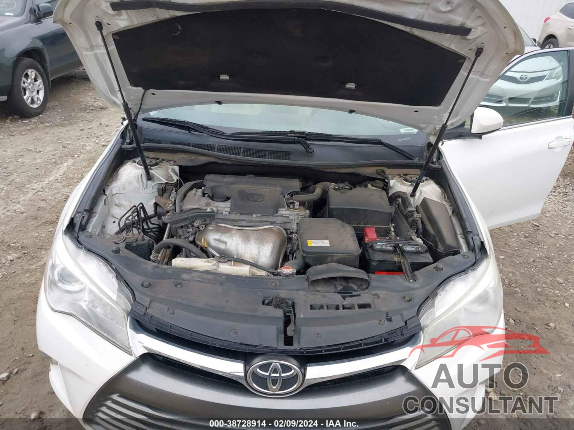 TOYOTA CAMRY 2016 - 4T4BF1FK8GR573528